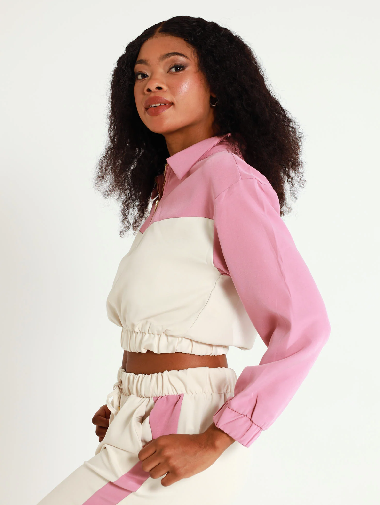 1/4 Closure Colour Block Barbie Hoodie - Image 2