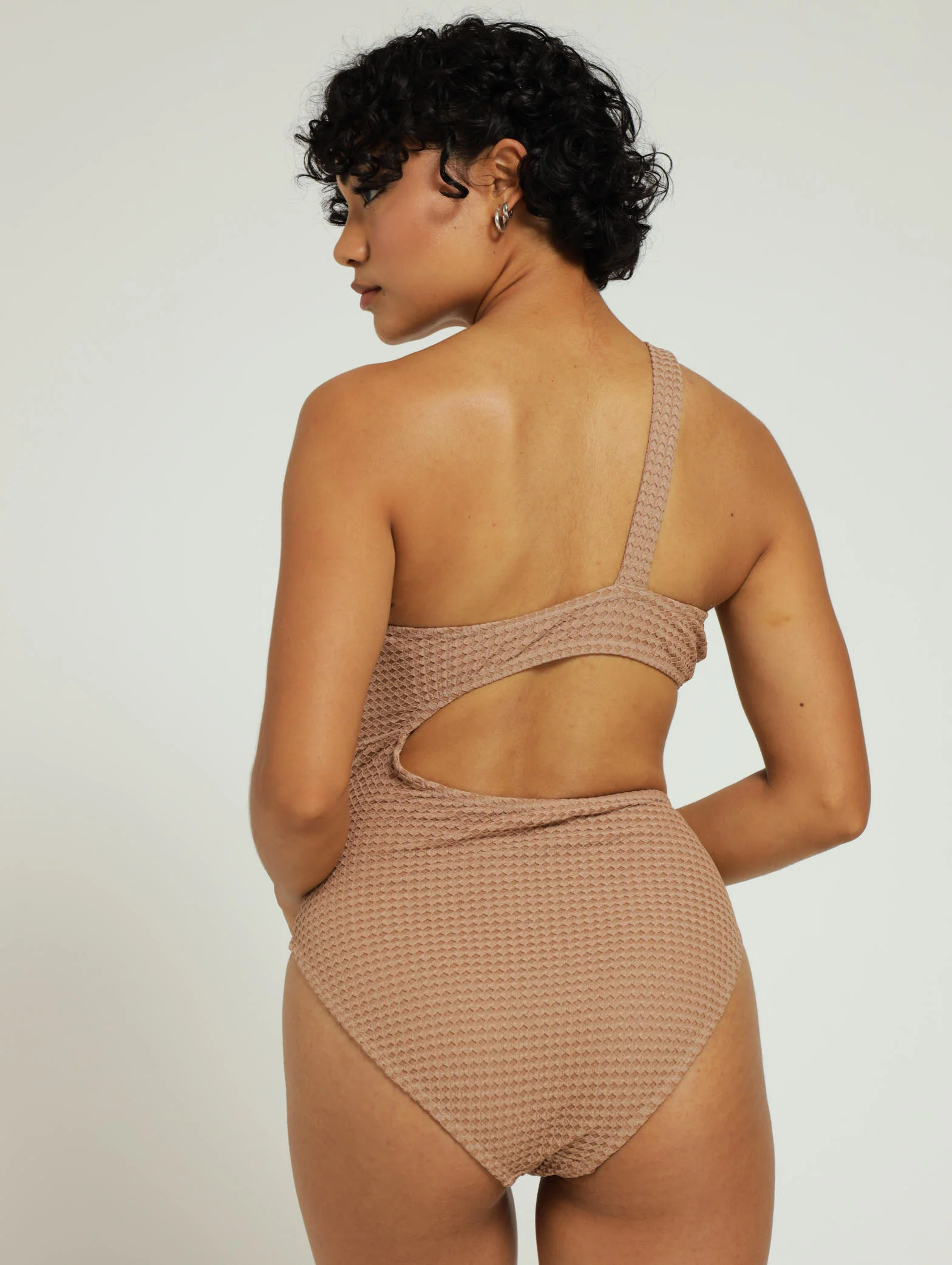 1 Piece Textured Shoulder Swimsuit - Tan - Image 3