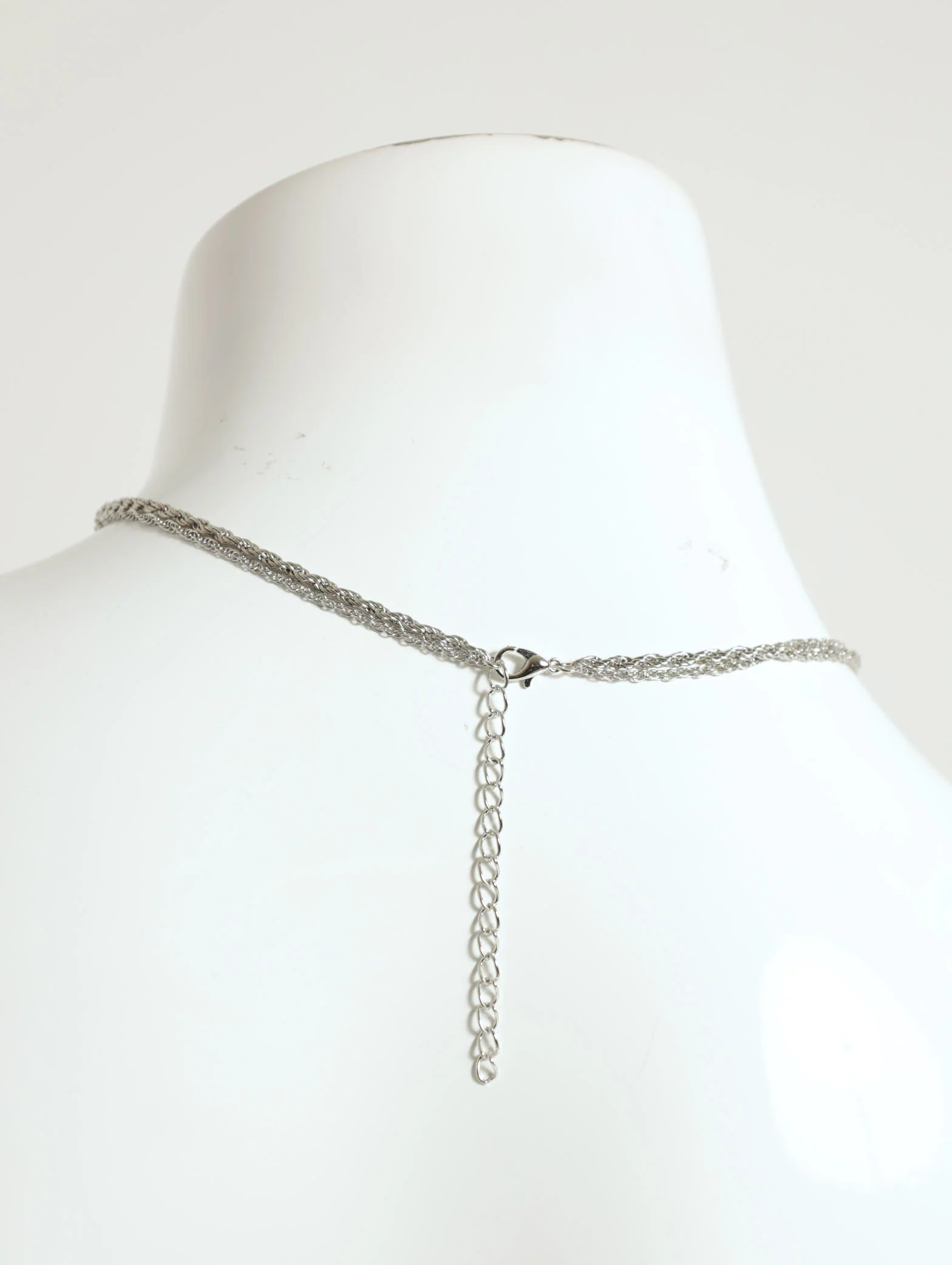 2 Layer Diamante Bow Necklace With Matching Earring - Image 4