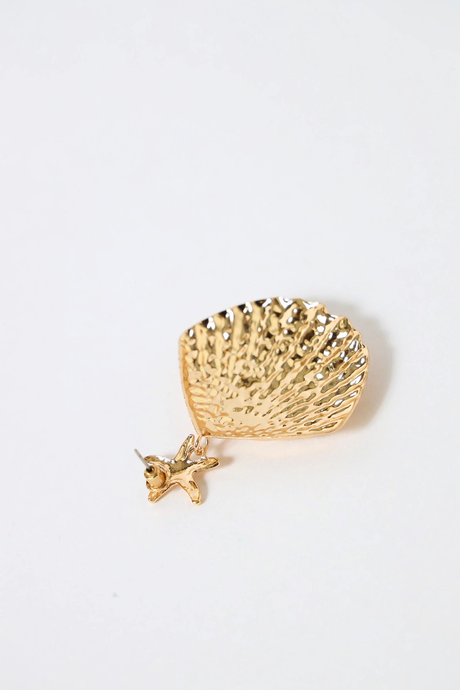 2 Layer Statement Shell Earrings - Gold - Image 2