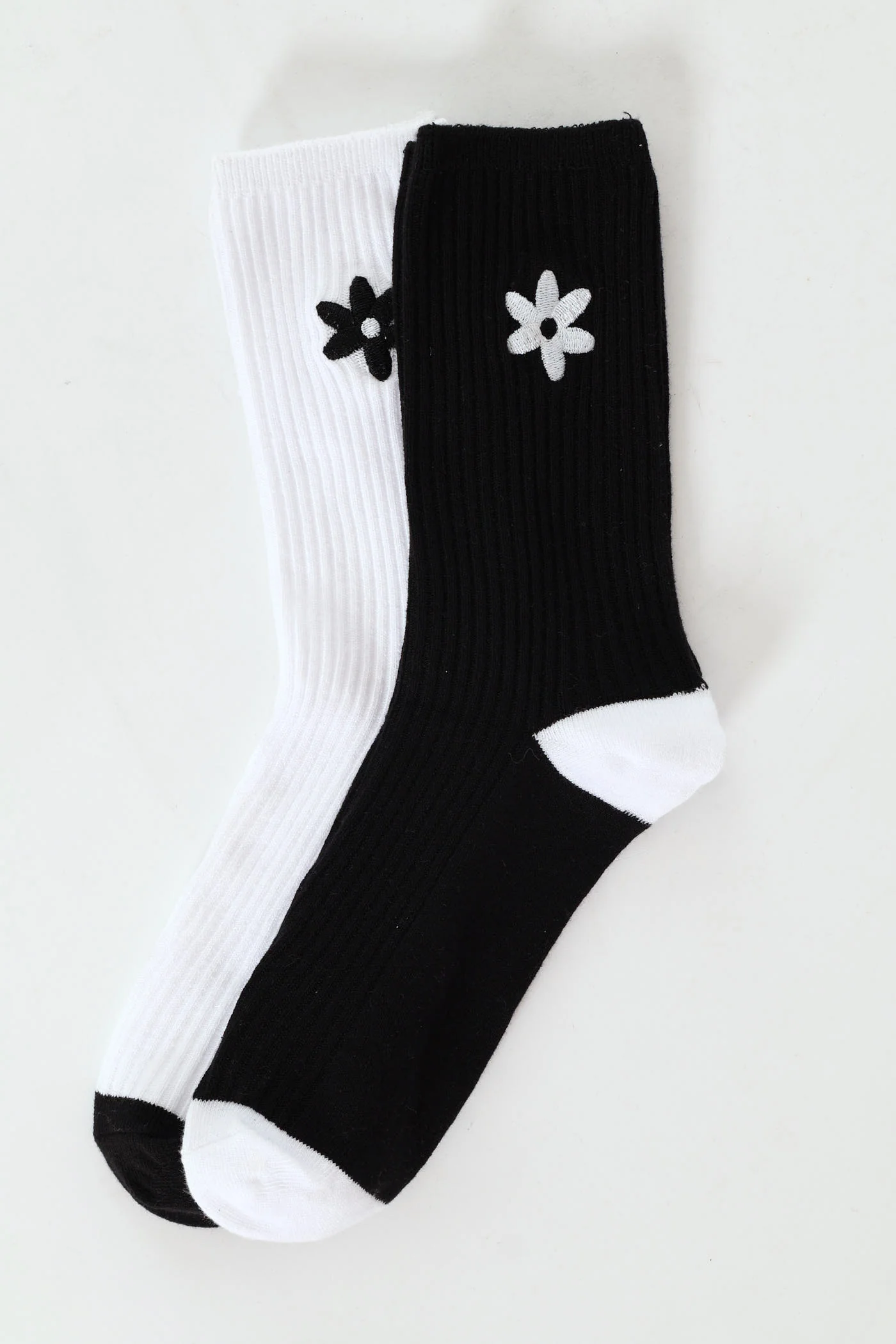 2 Pack Daisy Crew Socks - Black/White
