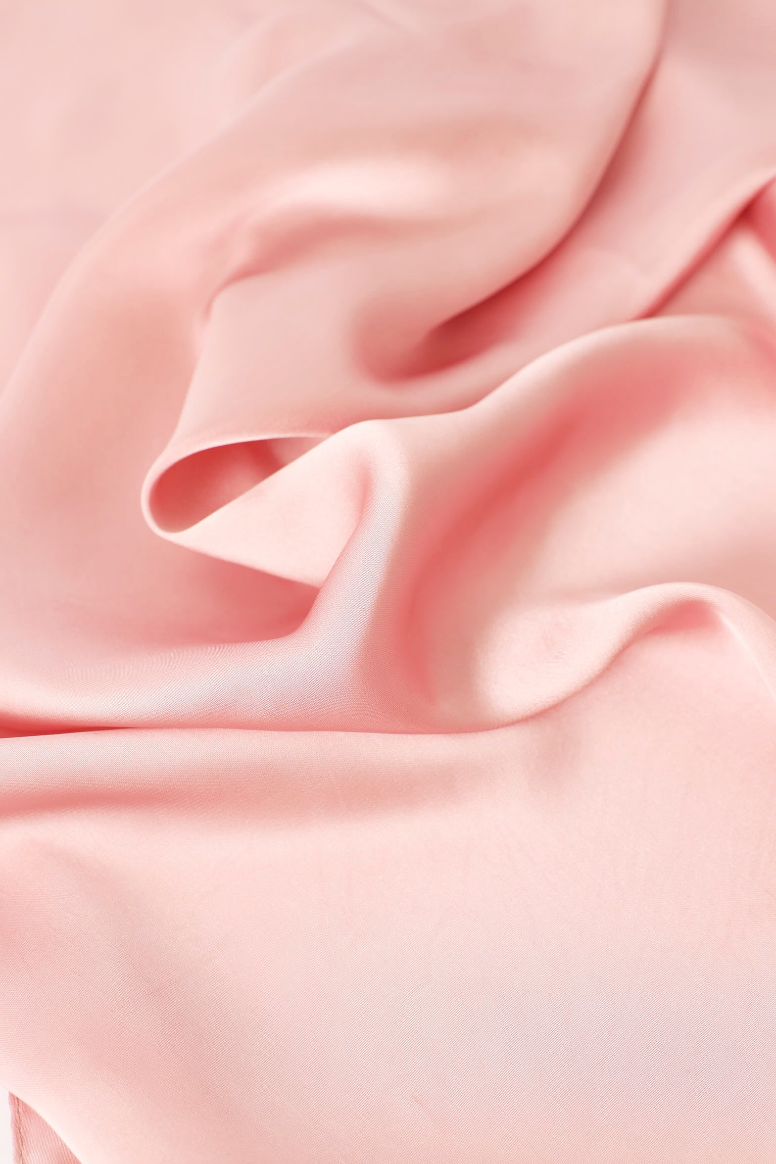 2 Pack Heart & Chain Print Satin Scarves - Beige/Pink - Image 4
