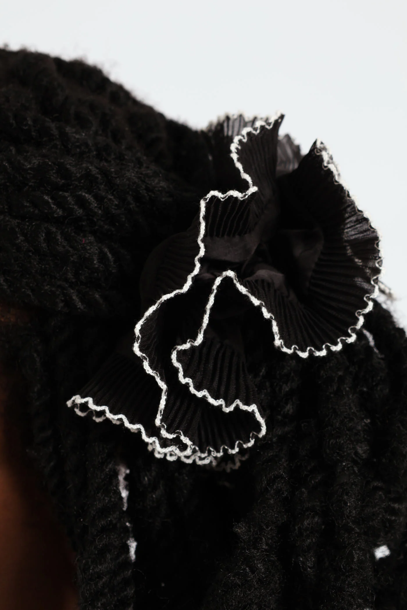 2 Pack Oversized Scrunchies - Black/Pink - Image 3