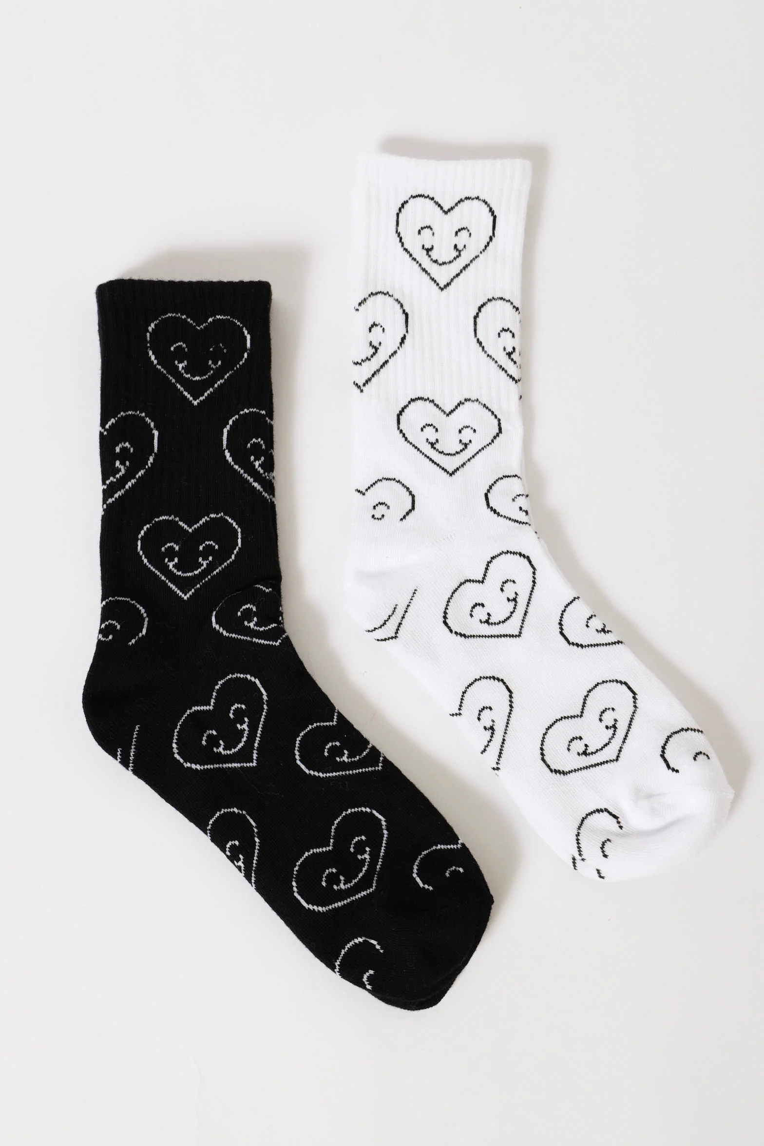 2 Pack Smiley Crew Heart - Black/White - Image 3