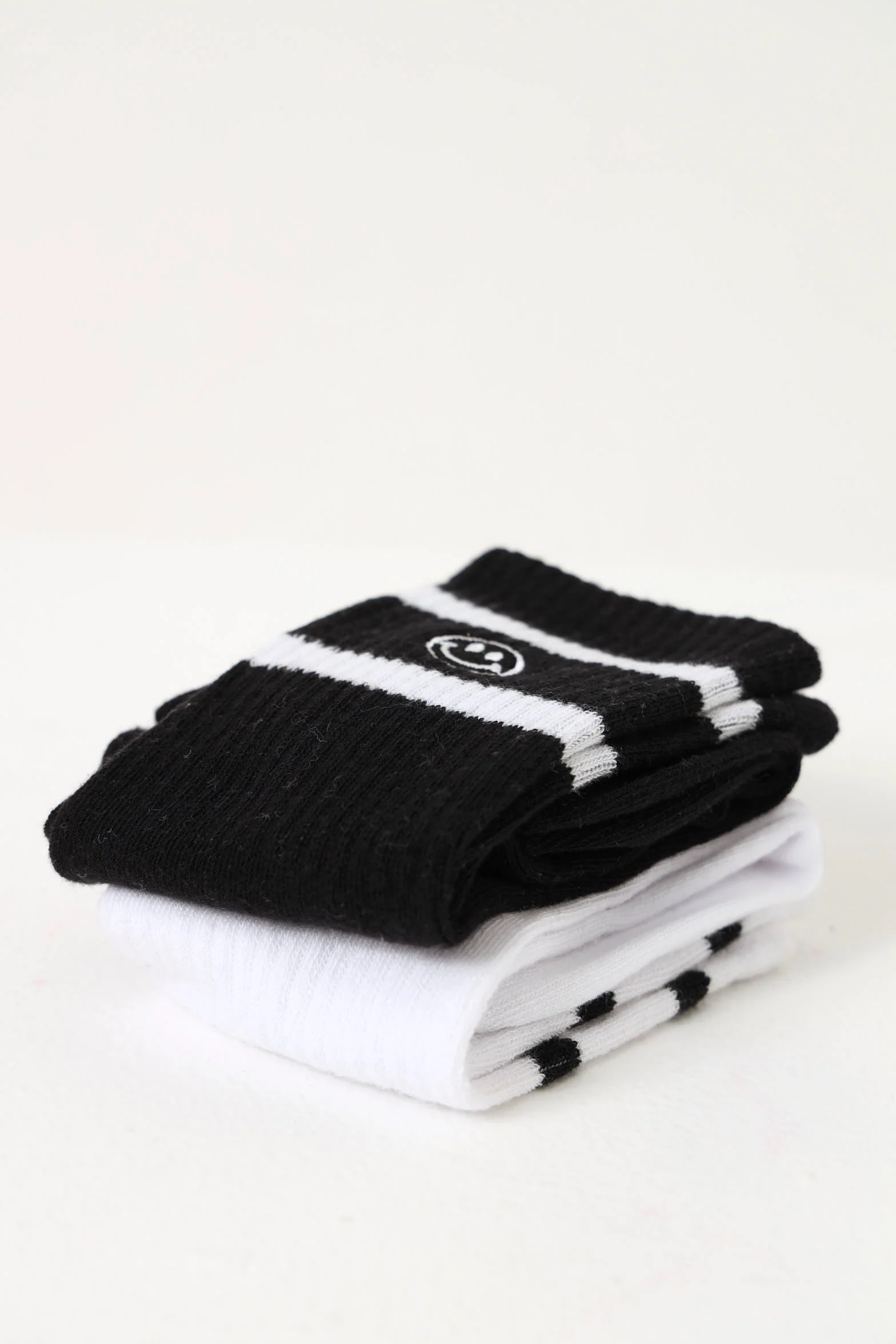 2 Pack Smiley Crew Sock - Multi - Image 3