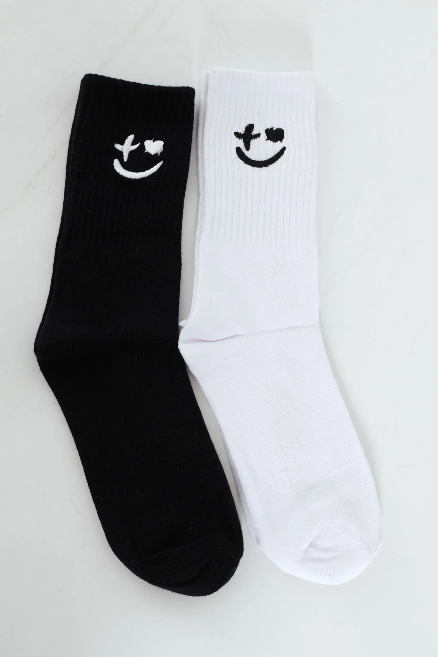 2 Pack Smiley Crew Socks - Black/White - Image 3