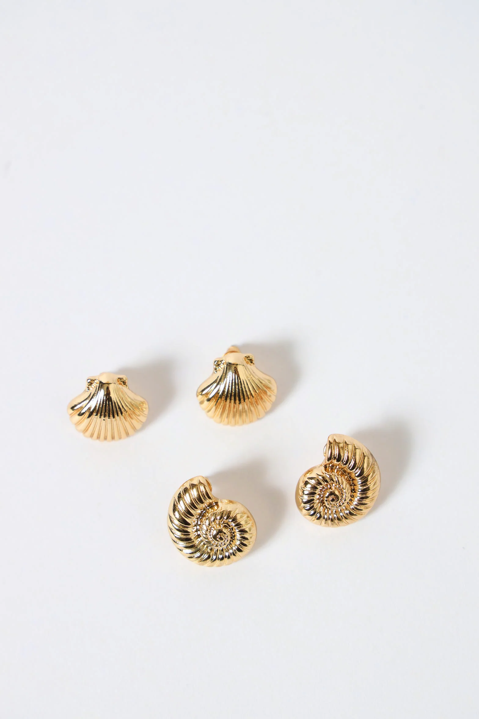 2 Pack Statement Shell Earrings - Gold