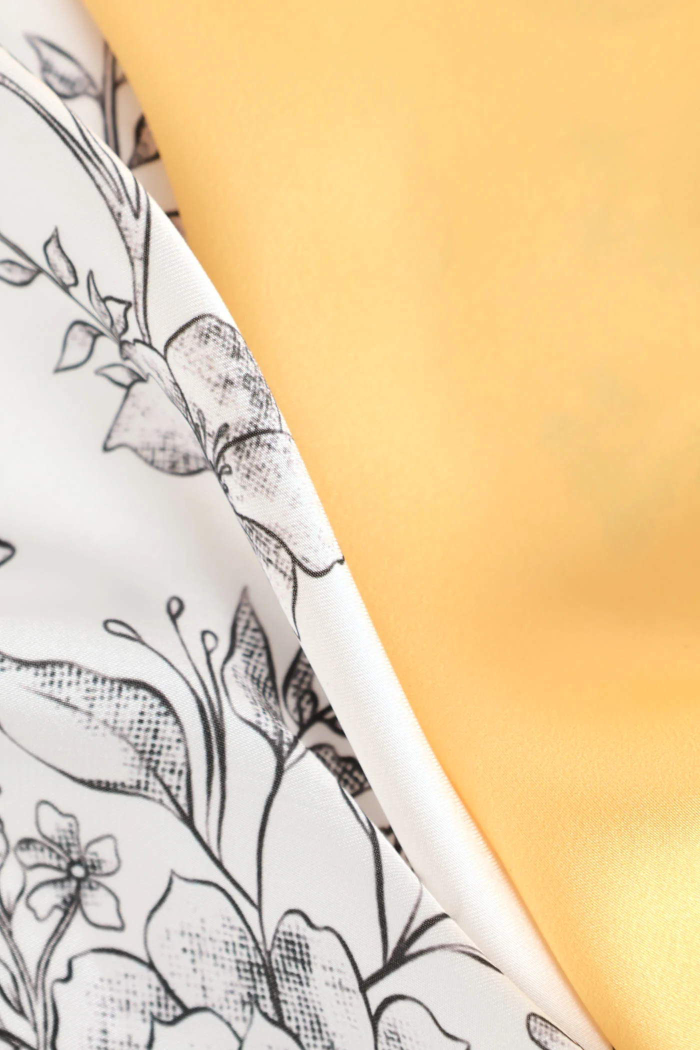 2 Pack Stencil Floral Print Satin Scarf - Black/Yellow - Image 2
