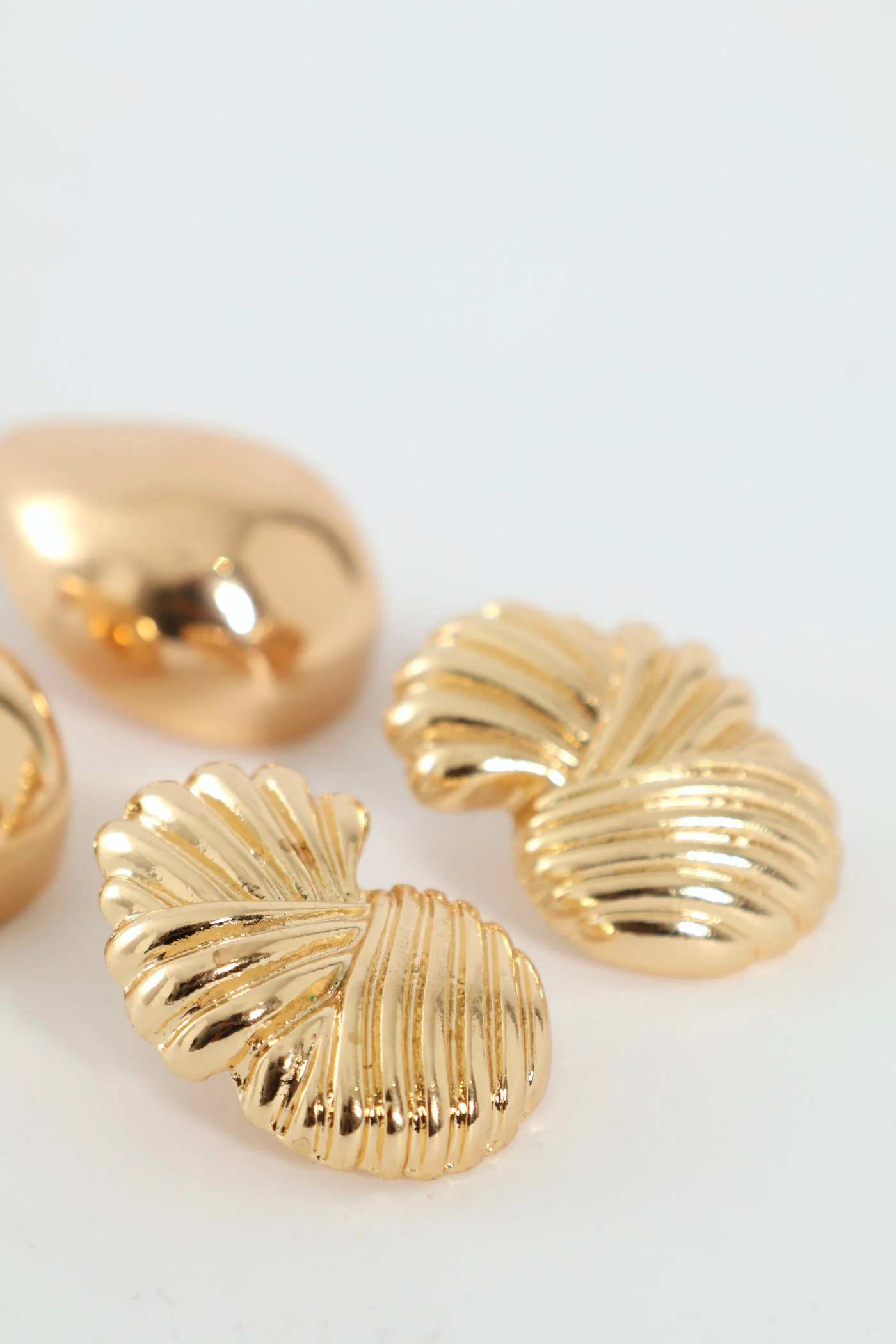 2 Pack Textured & Teardrop Statement Earrings - Gold - Image 3