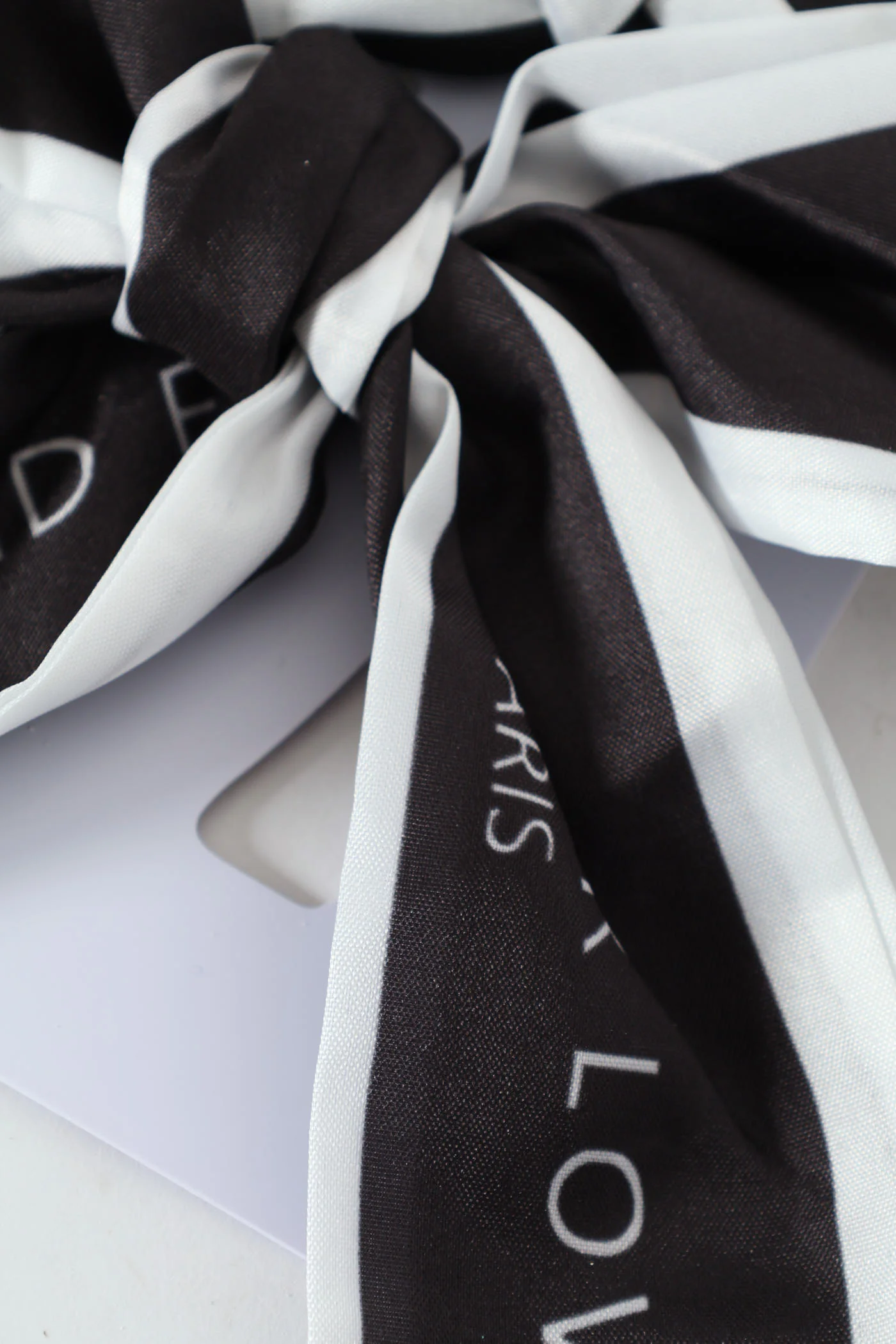 2 Pack Thin Satin Scarves - Black/Cream - Image 2