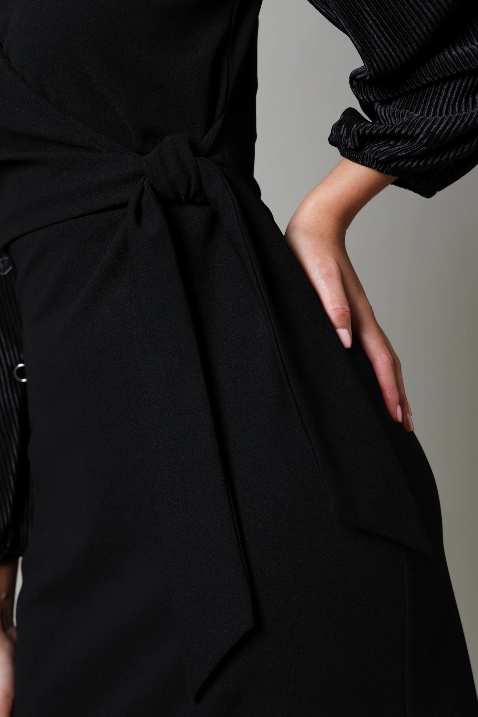 3/4 Sleeve  Bodre Wrap Dress - Black - Image 5