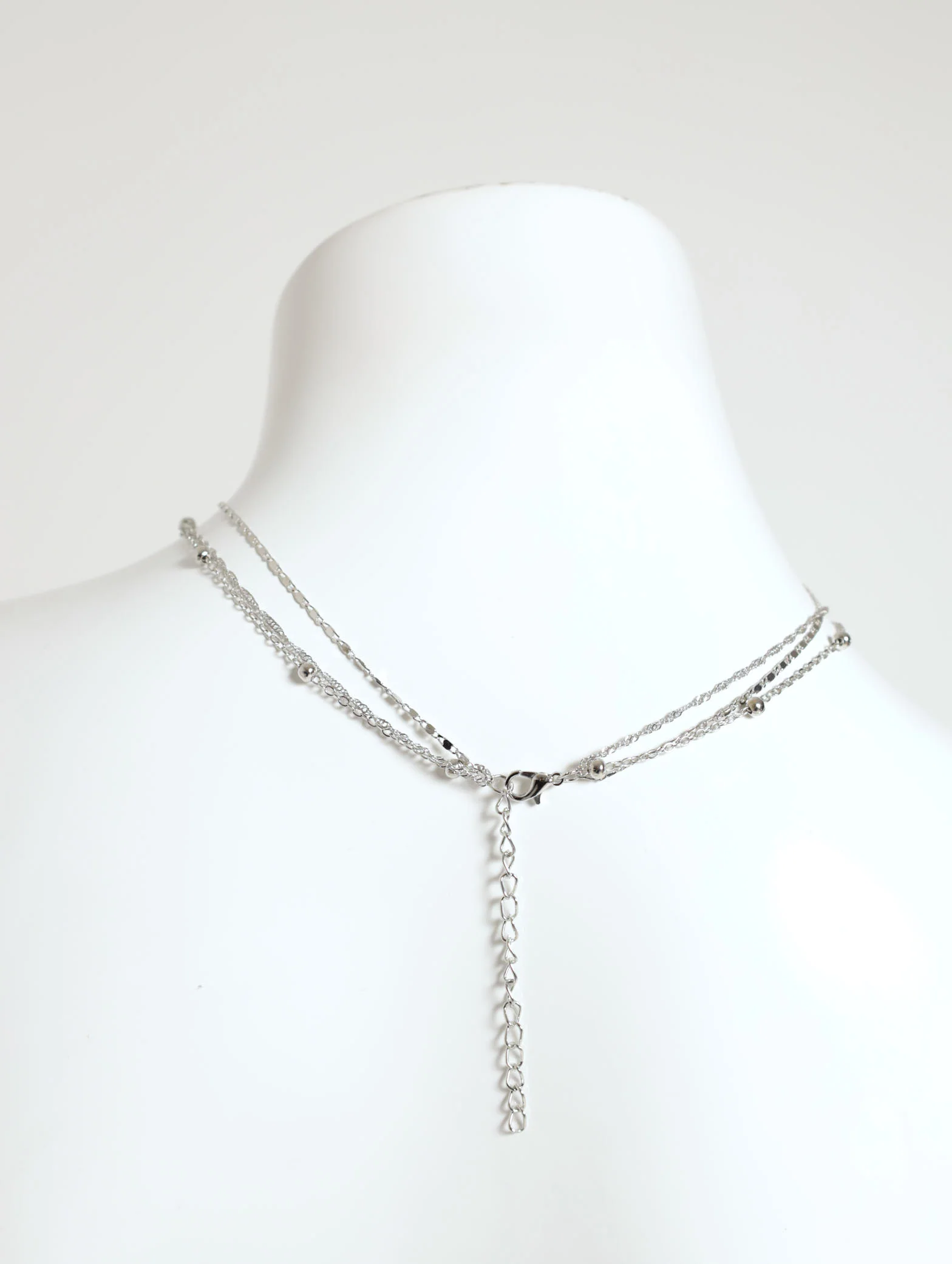 3 Layer Flat Chain And Heart Pendant Necklace - Image 2