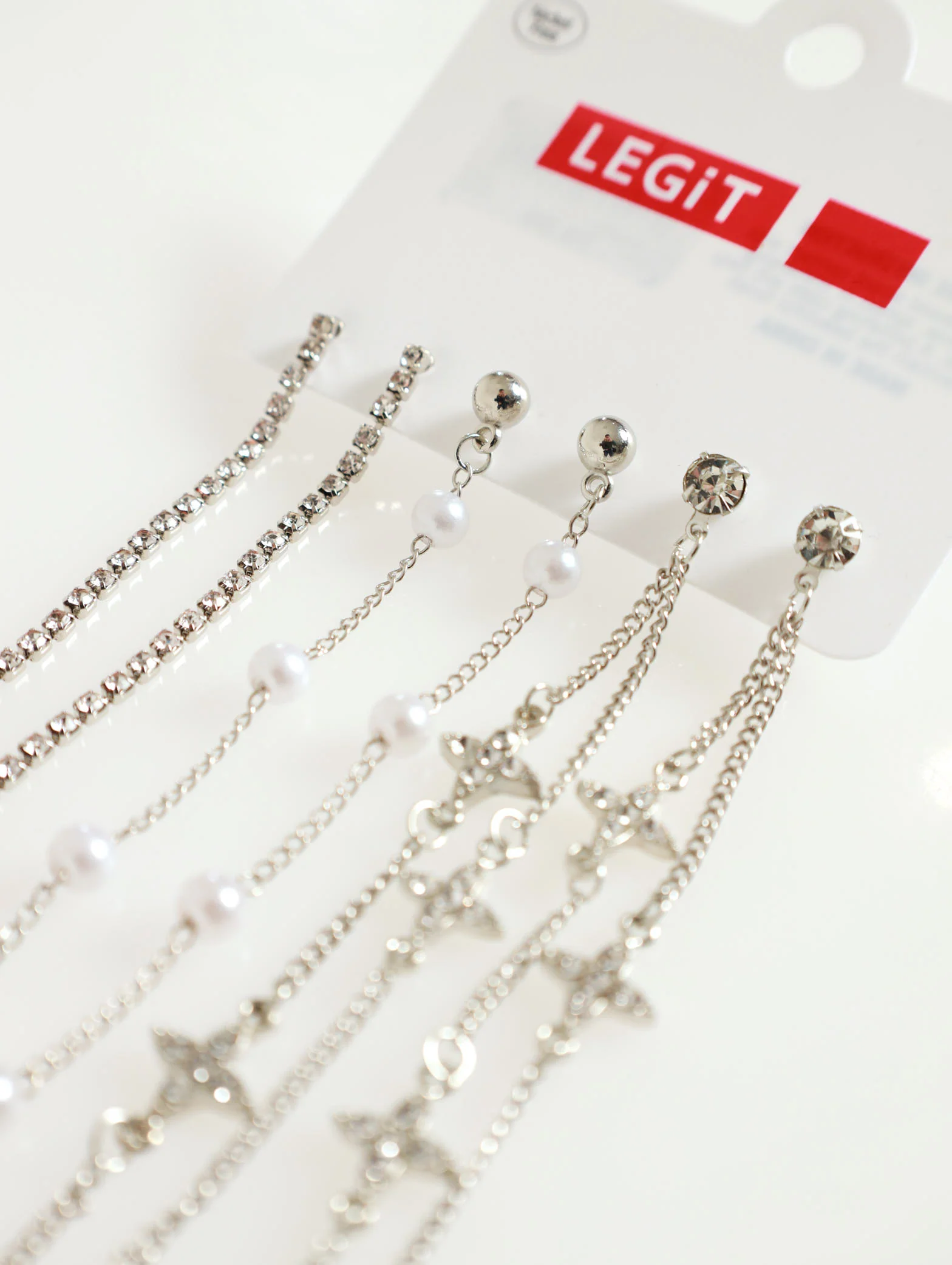 3 Pack Cluster Hanging Stars And Pearls Earrings - Image 2