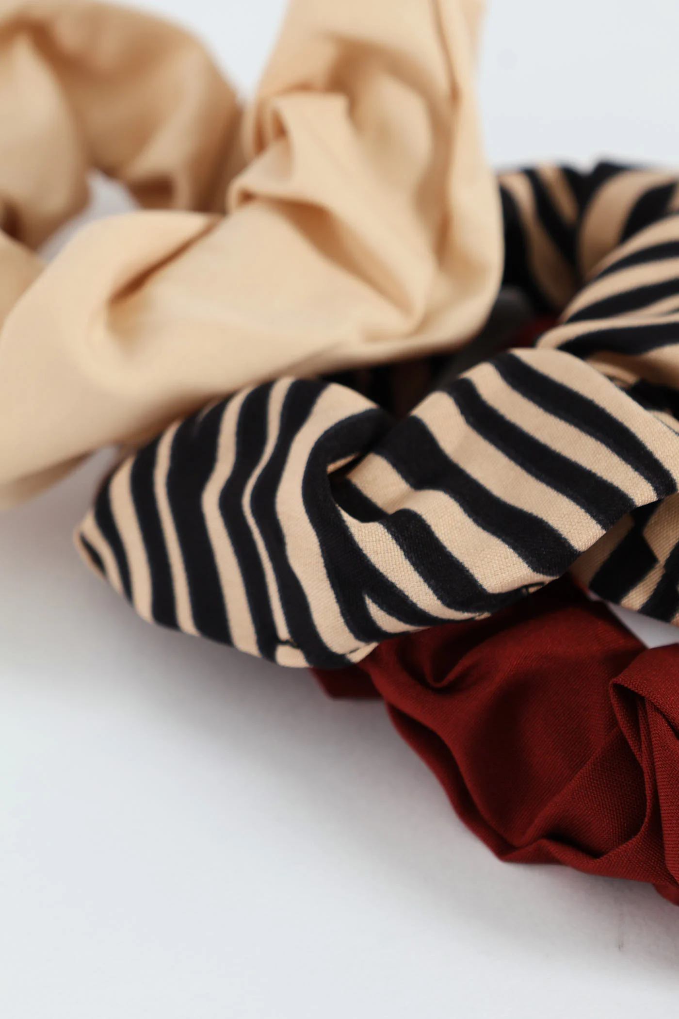 3 Pack Printed Scrunchies - Multi - Image 4
