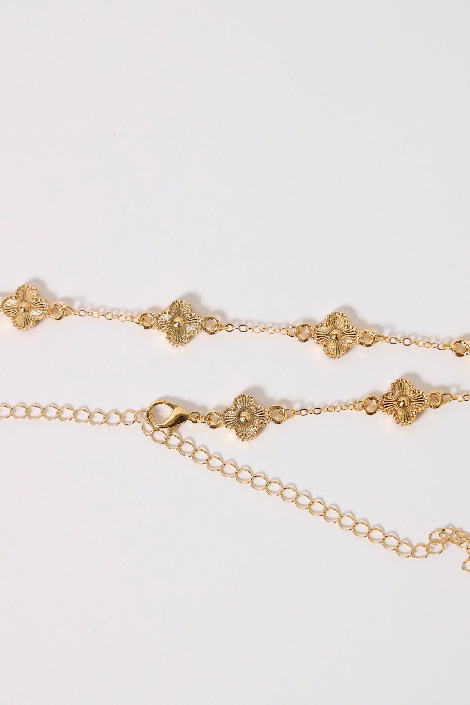4 Leaf Metal Flower Chain Belt - Gold - Image 2
