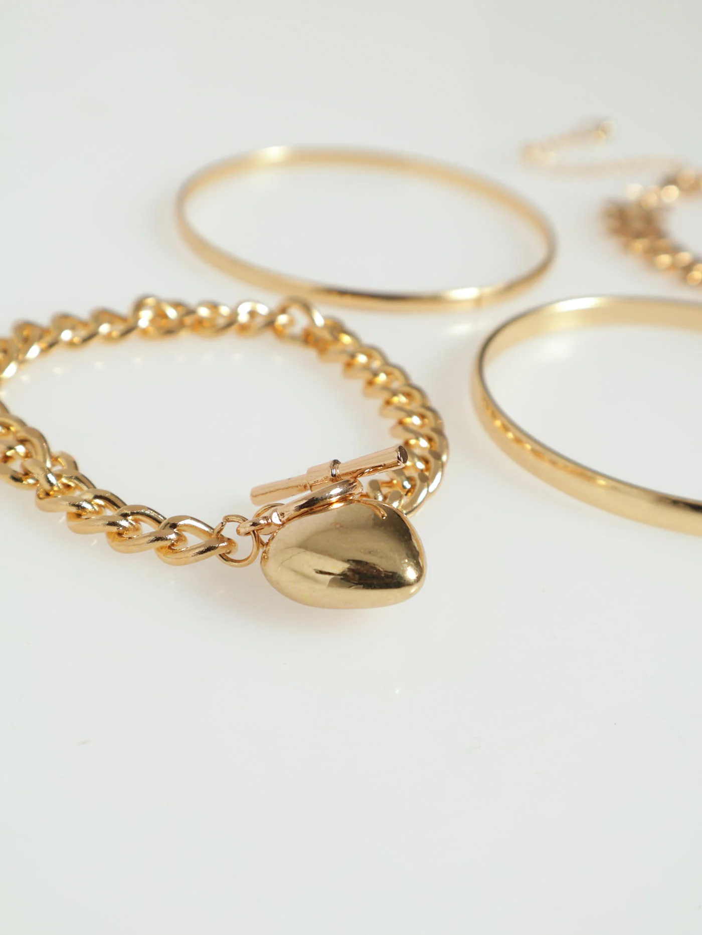 4 Pack Cuff Heart & Multi Link Bracelets - Gold - Image 2