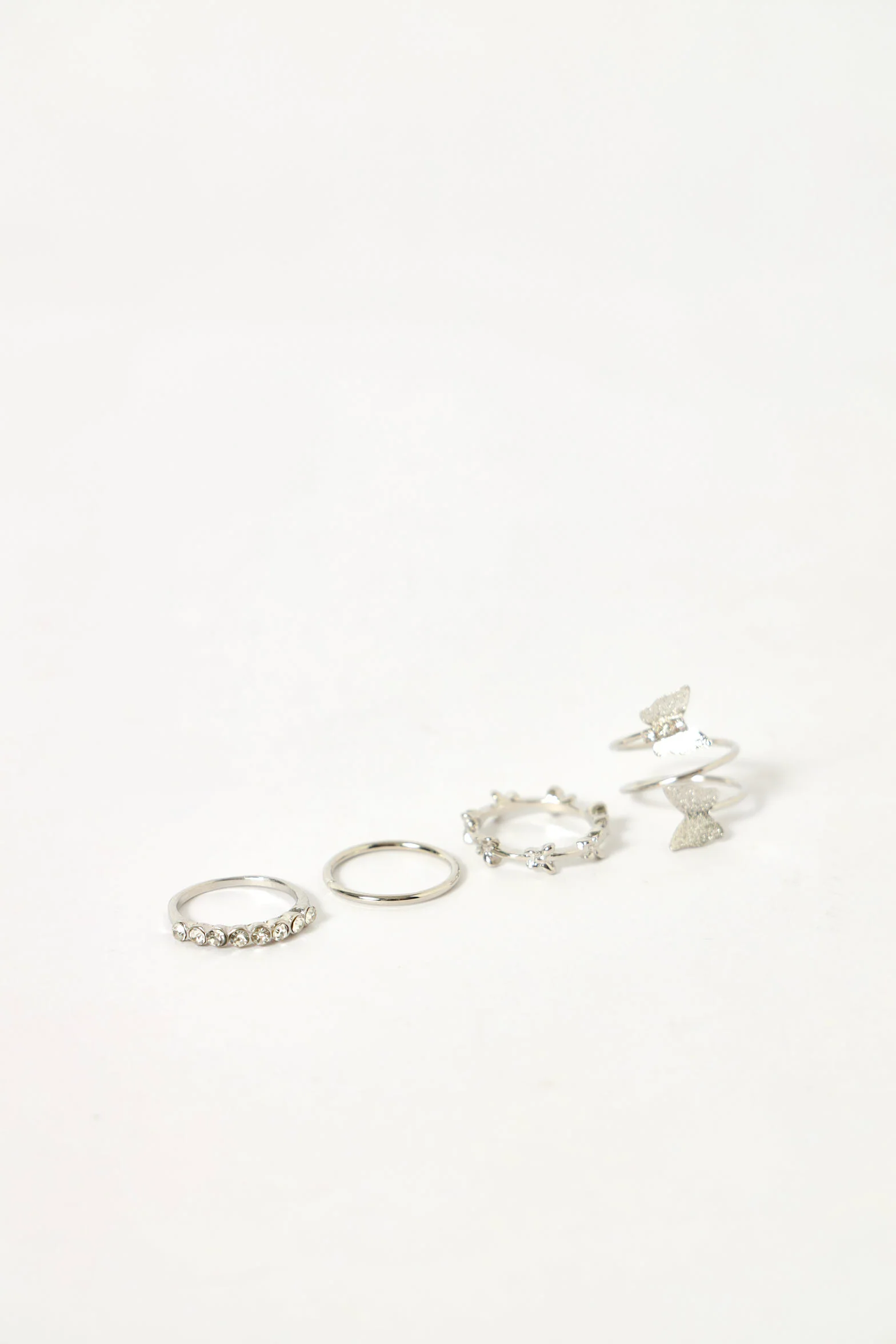 4 Pack Diamante Rings - Silver