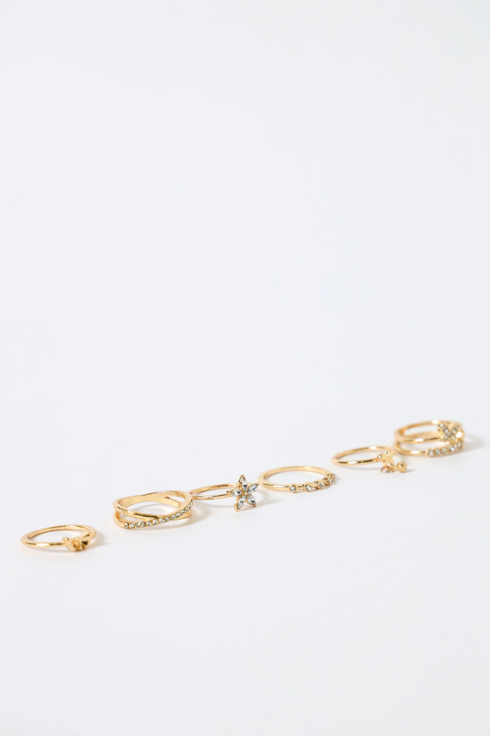 6 Pack Flower & Gem Butterfly Rings - Gold
