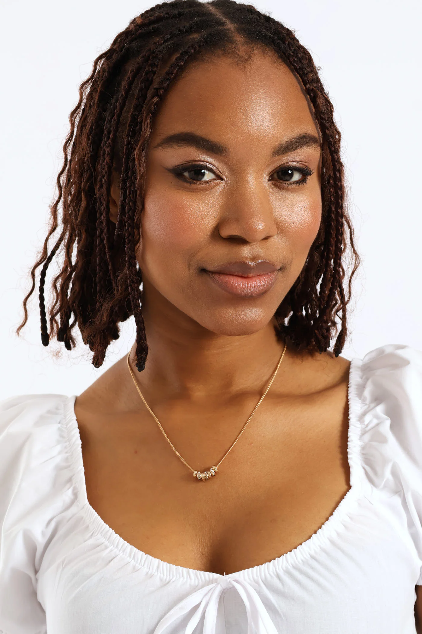 7 Diamante Disk Friendship Ring Necklace - Gold - Image 3