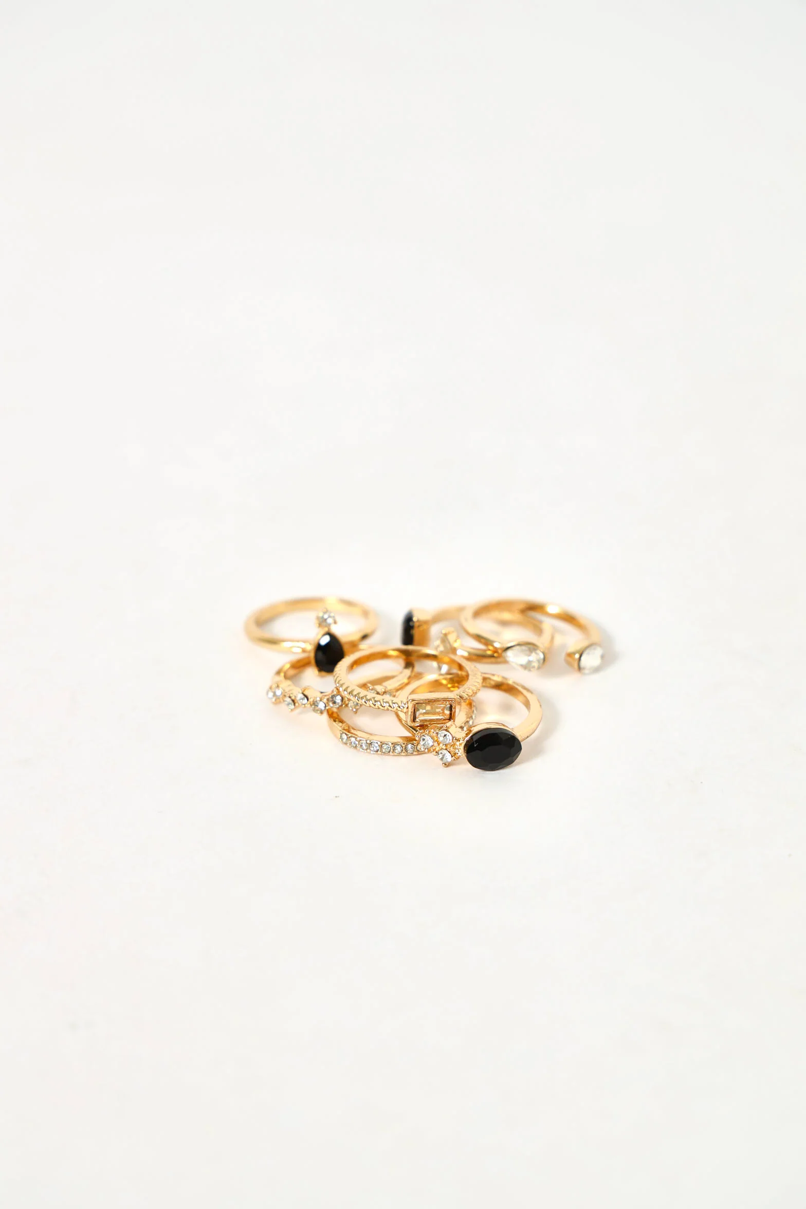 7 Pack Multi Shape Gem Rings - Black - Image 3