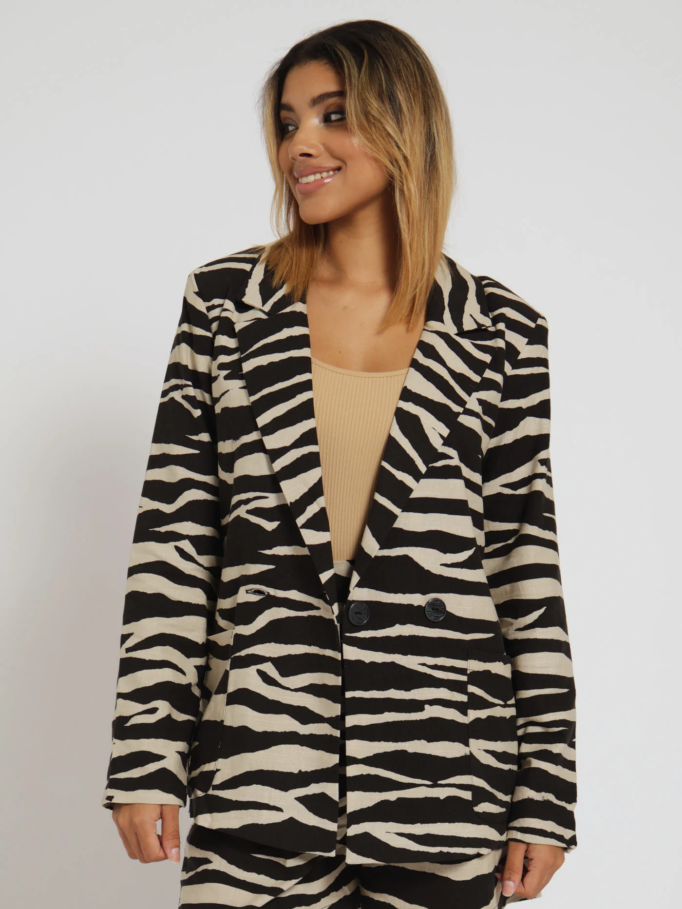 Animal Print Linen Blazer - Image 2