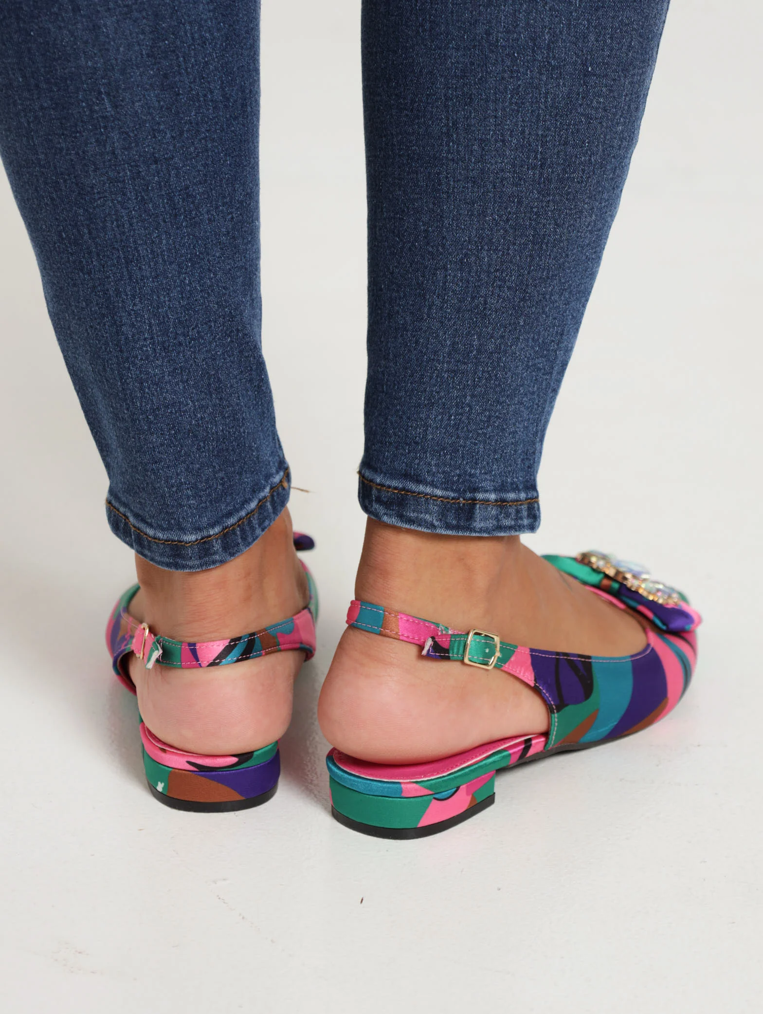 Slingback Pump With Bow - Image 3