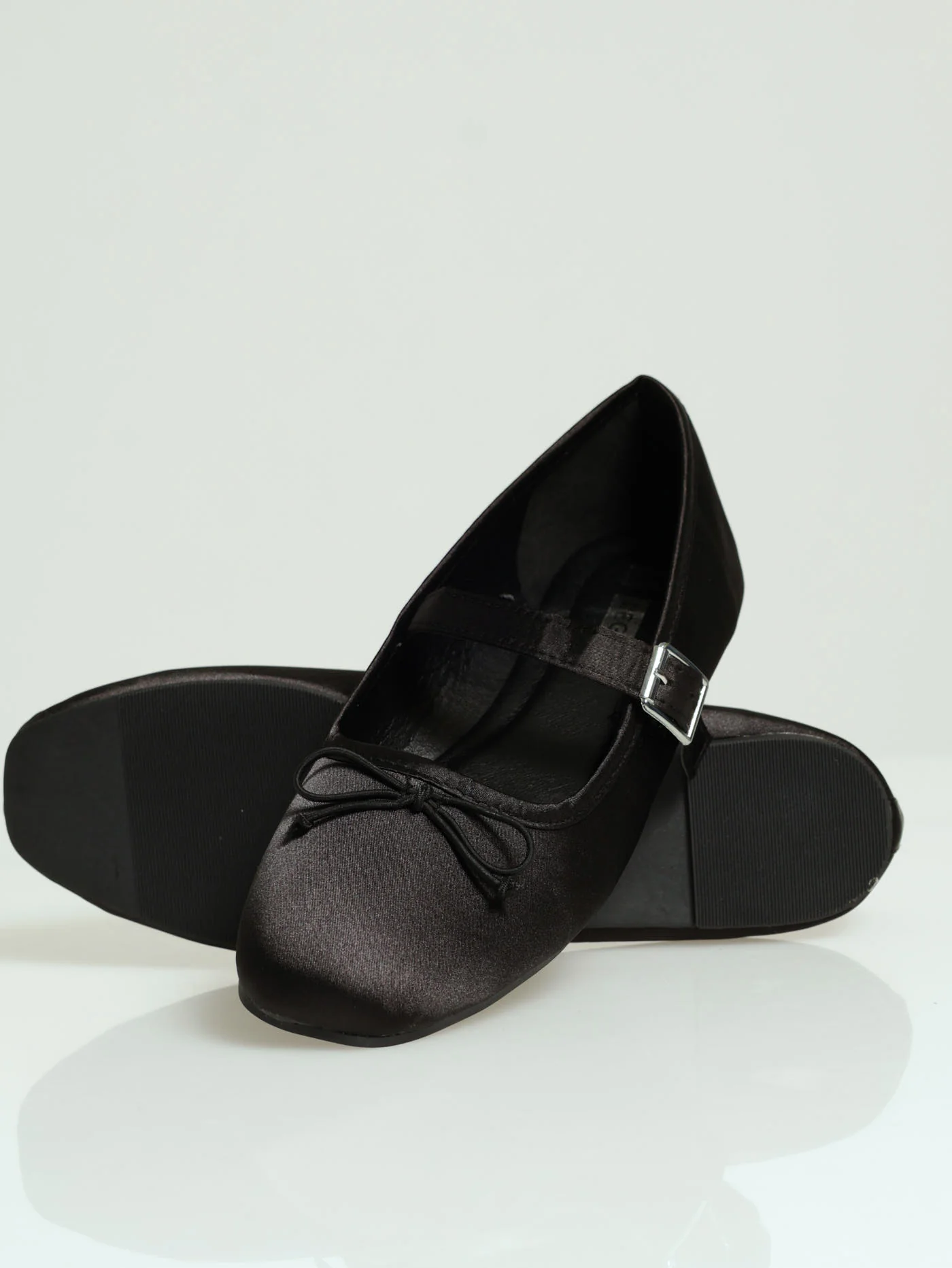 Ballet Pump With Bow & Buckle - Black