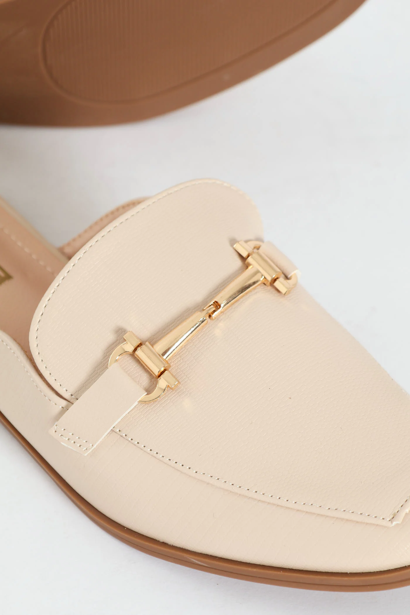 Bar Trim Push In Loafer - Natural - Image 2