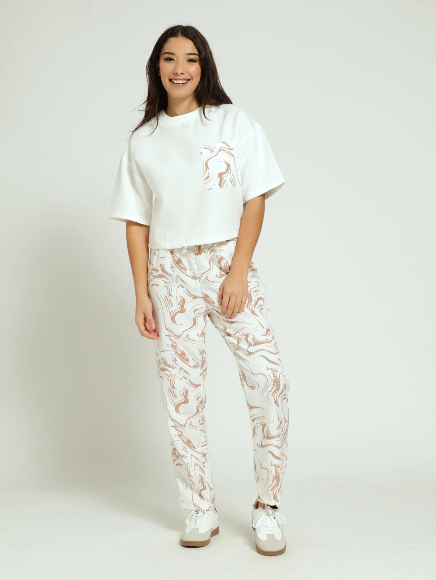 Barbi Tee With Pocket - Caramel - Image 2