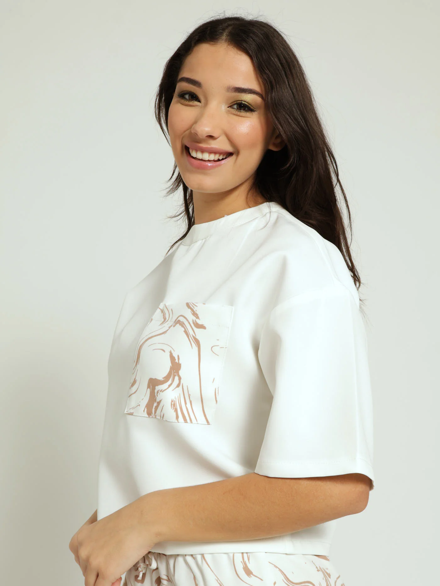 Barbi Tee With Pocket - Caramel - Image 3