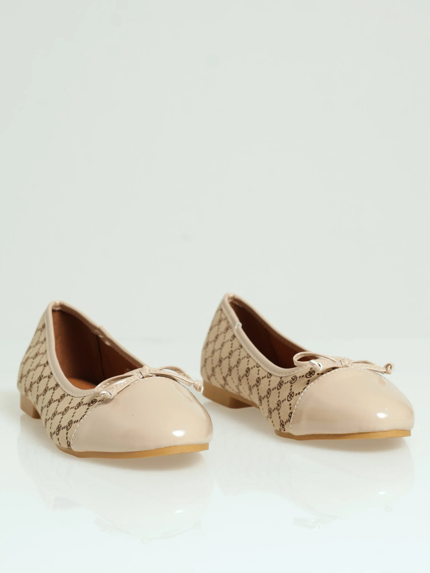 Basic Monogram Pump With Bow - Beige - Image 3
