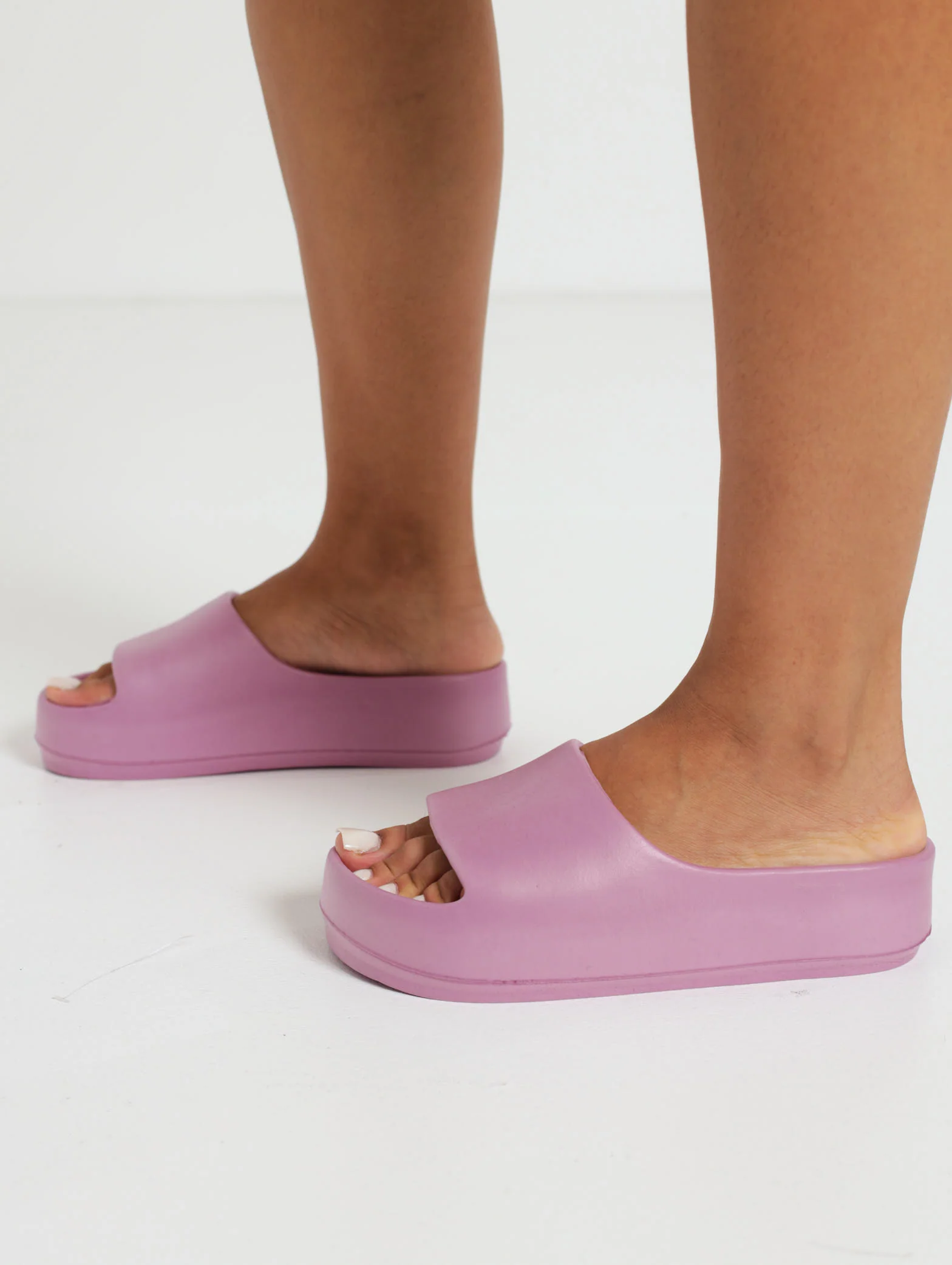 Basic Moulded Platform Sandal - Image 2