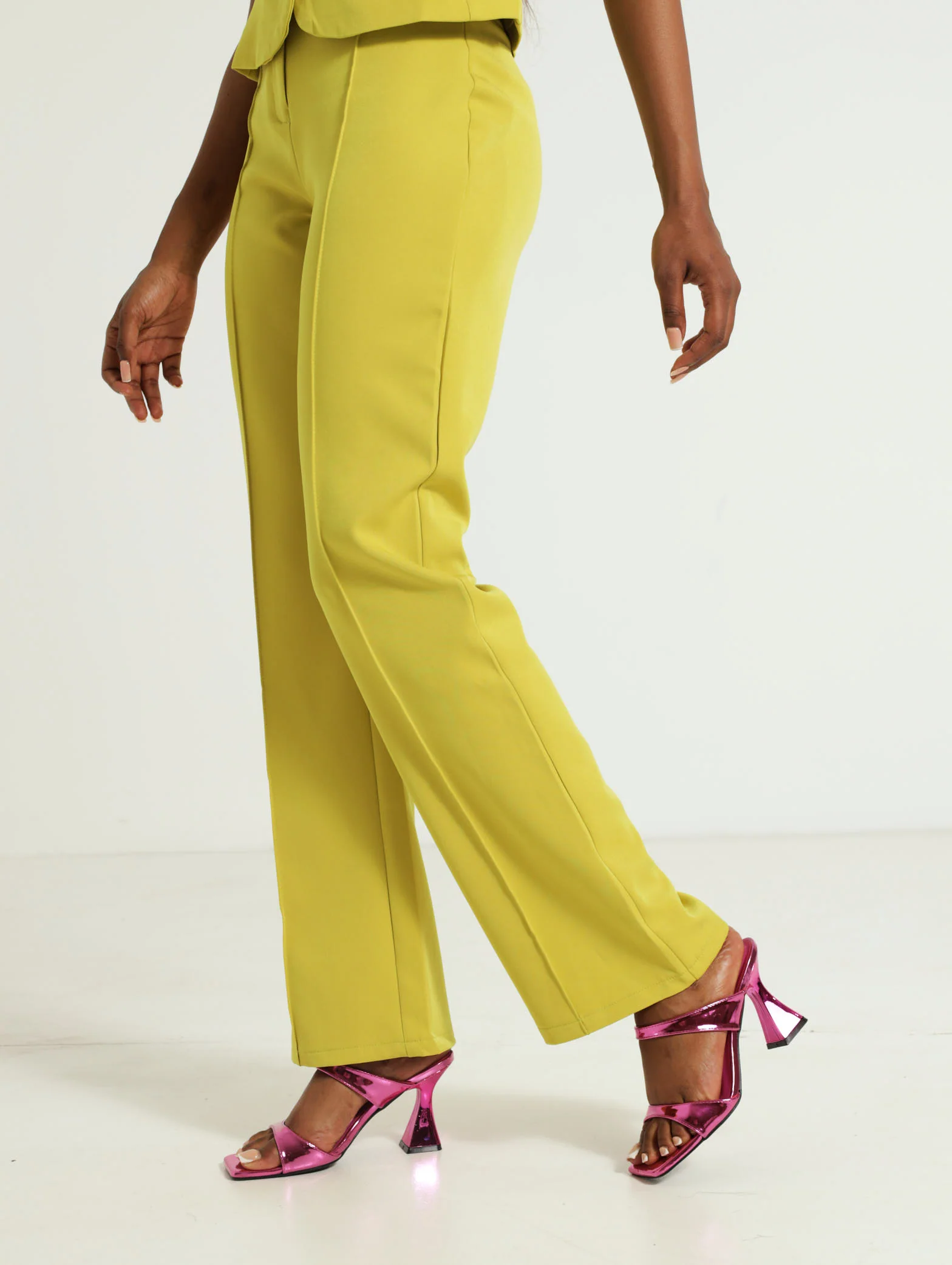 Basic Pleat Fold Wideleg Pants - Image 2
