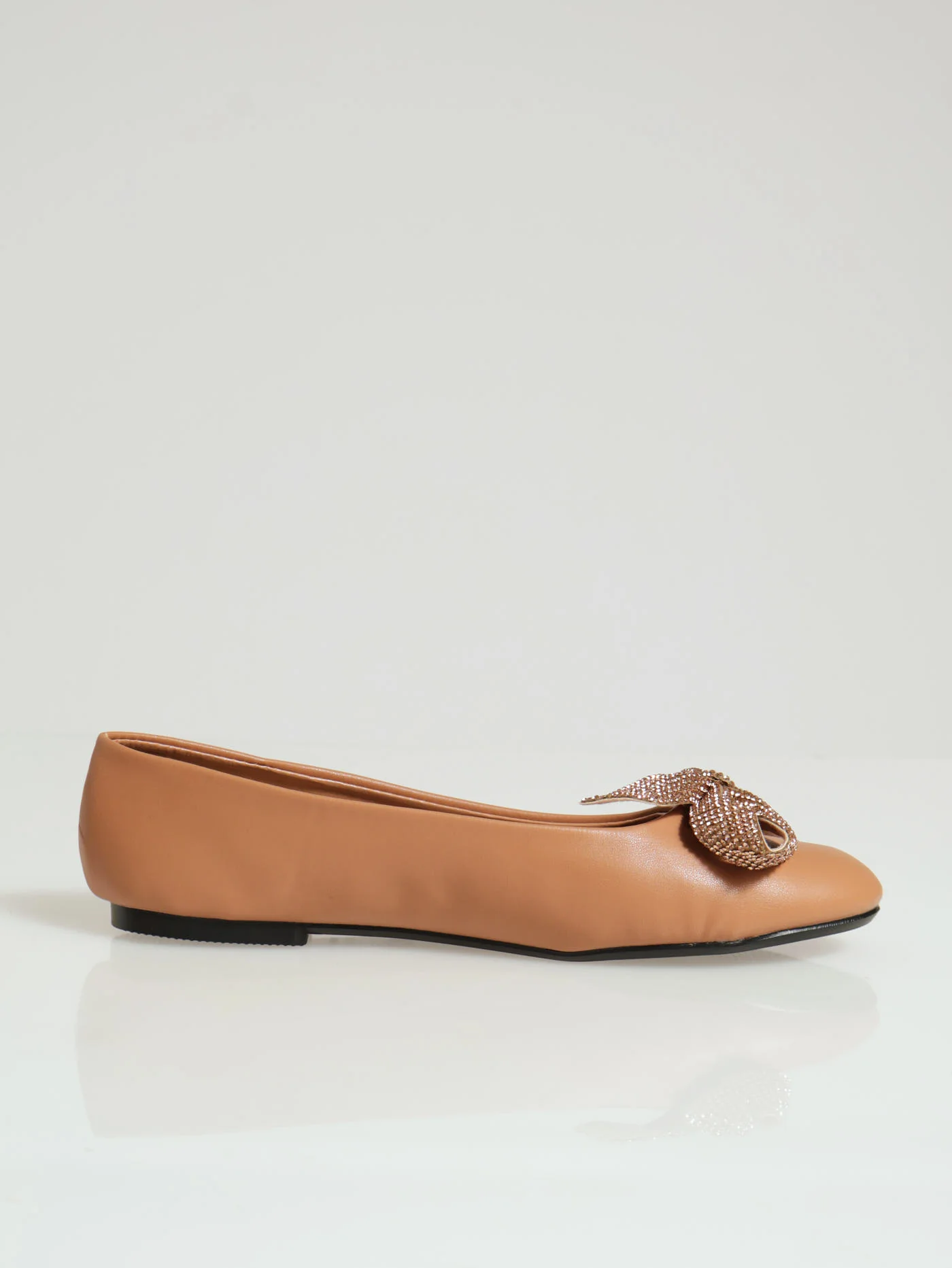 Basic Pump With Diamante Bow - Tan - Image 2