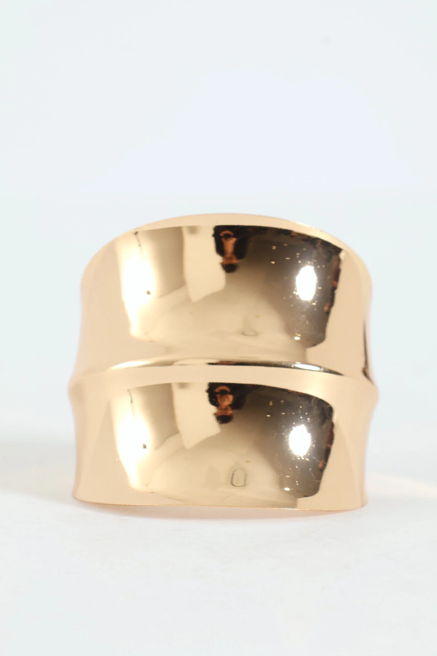 Bold Curved Clasp Bangle - Gold