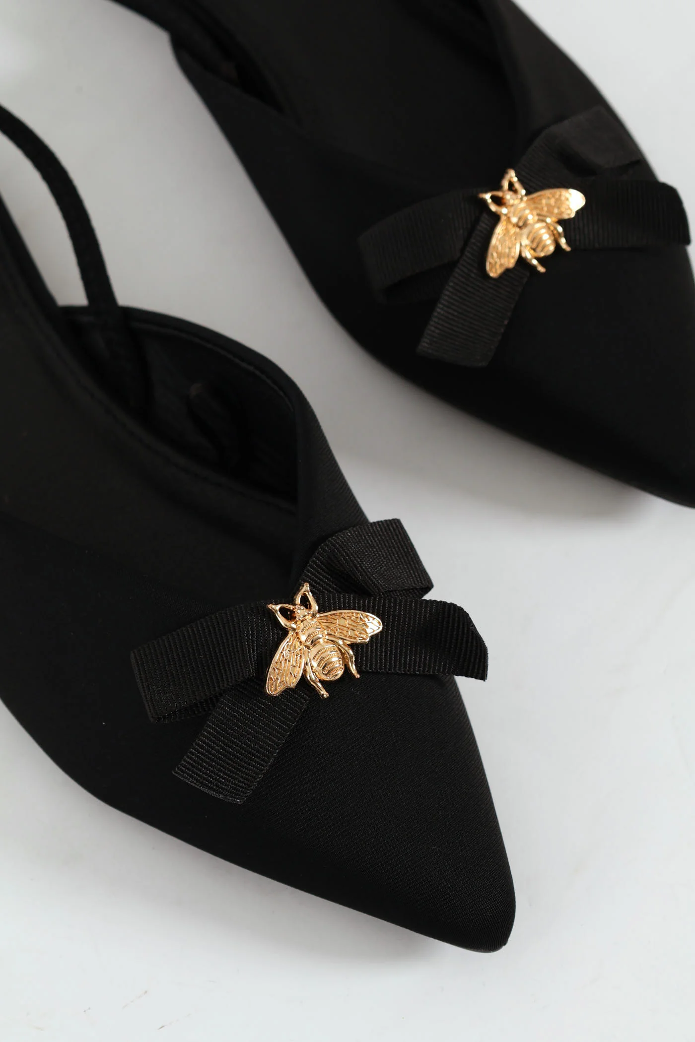 Bow & Bee Trim Slingback Pump - Black - Image 2