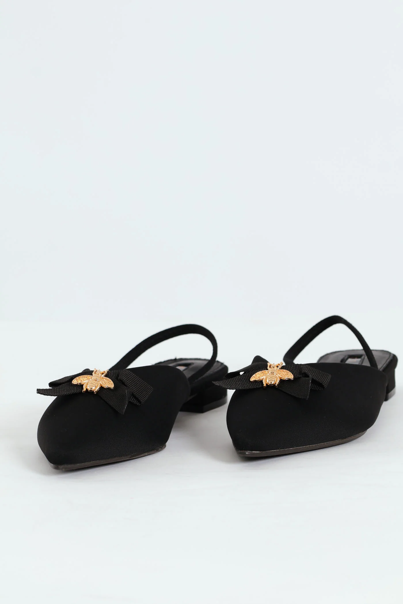 Bow & Bee Trim Slingback Pump - Black - Image 3