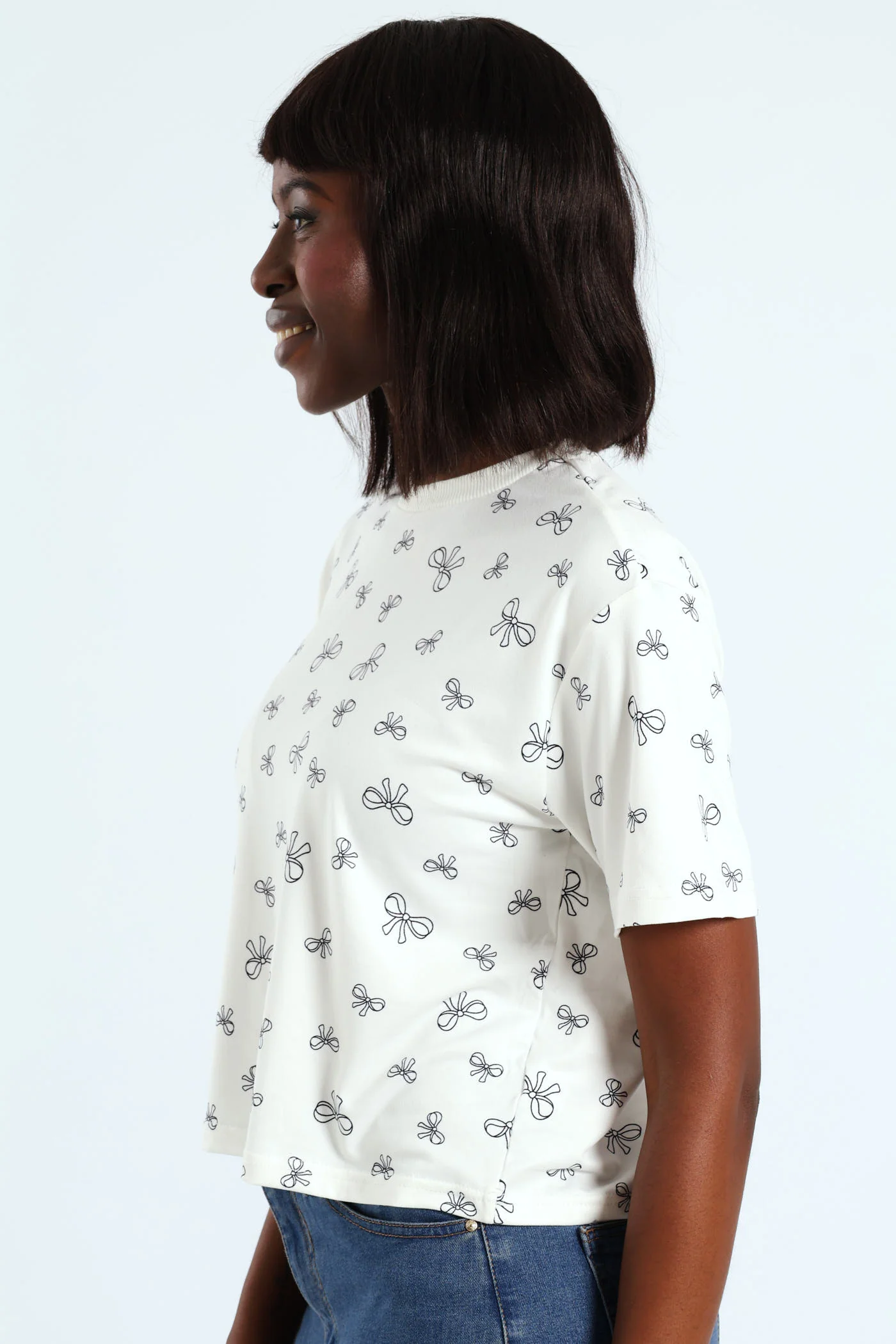 Bow Printed Tee - White/Black - Image 3