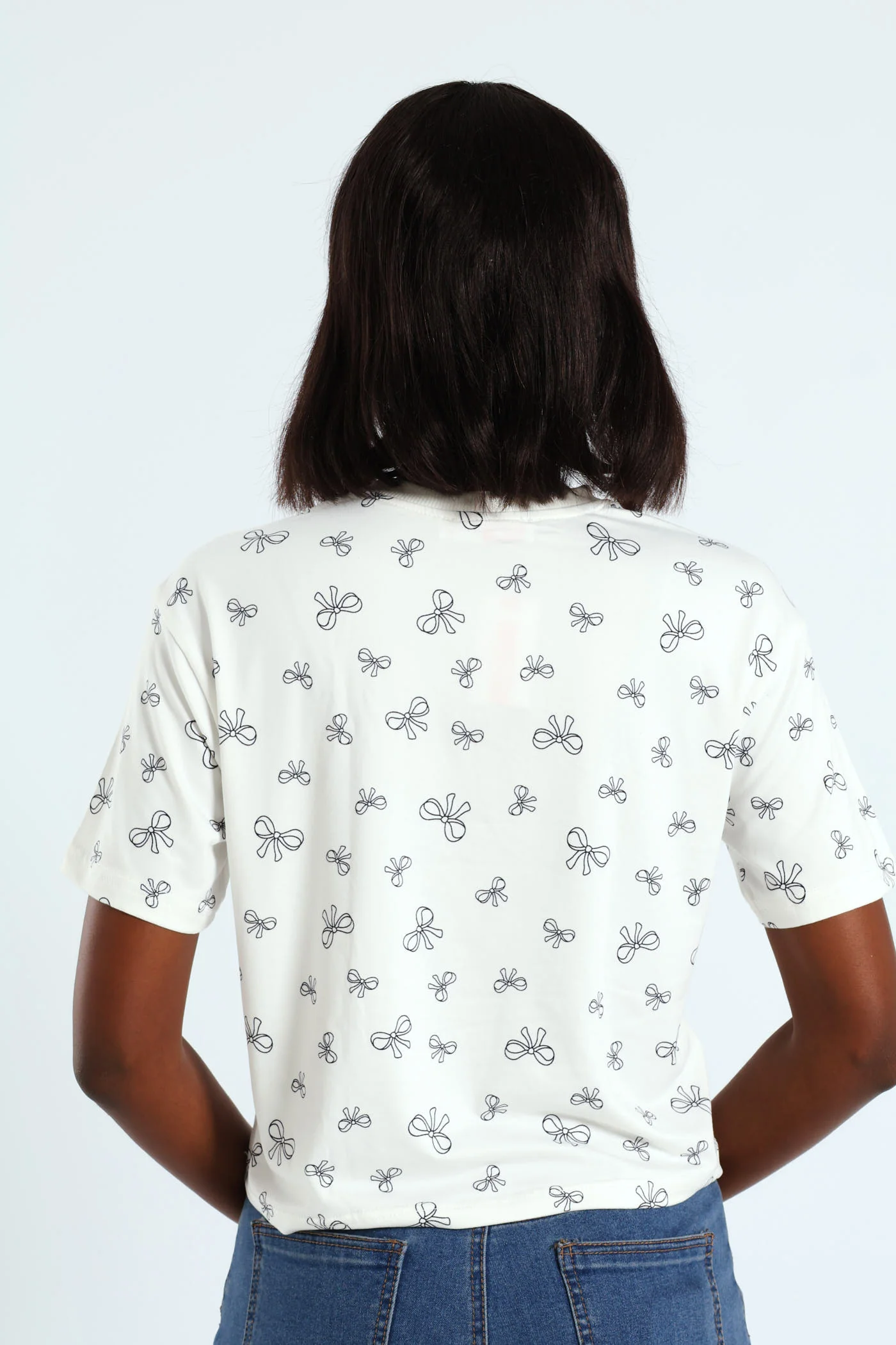 Bow Printed Tee - White/Black - Image 4