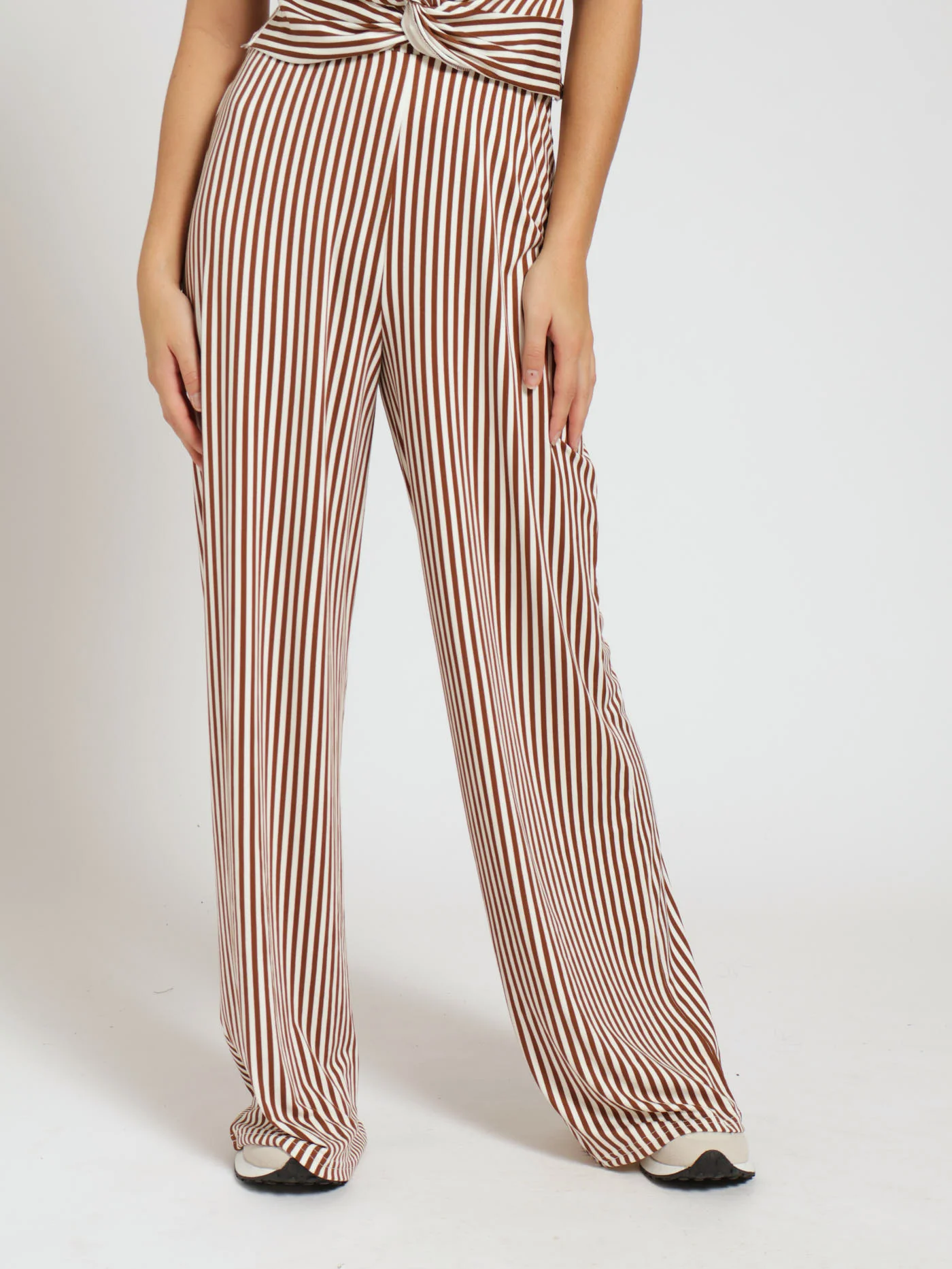 Brown Stripe Wideleg Pants - Brown