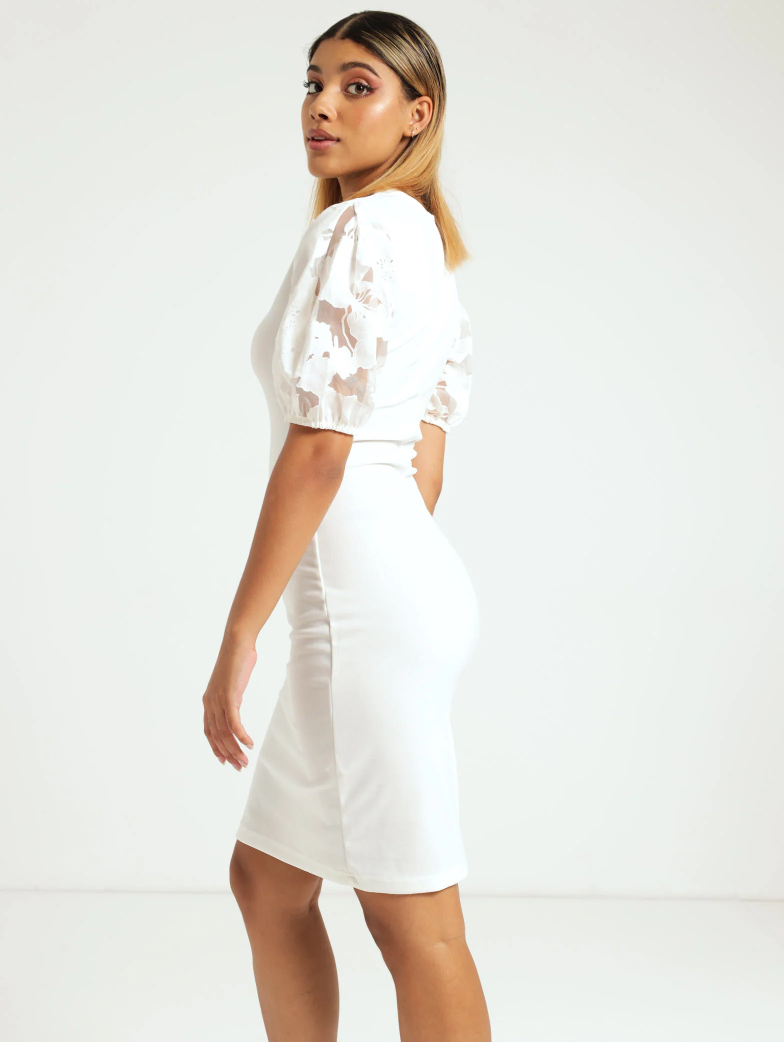 Burnout Puff Sleeve Bodycon Dress - Image 3