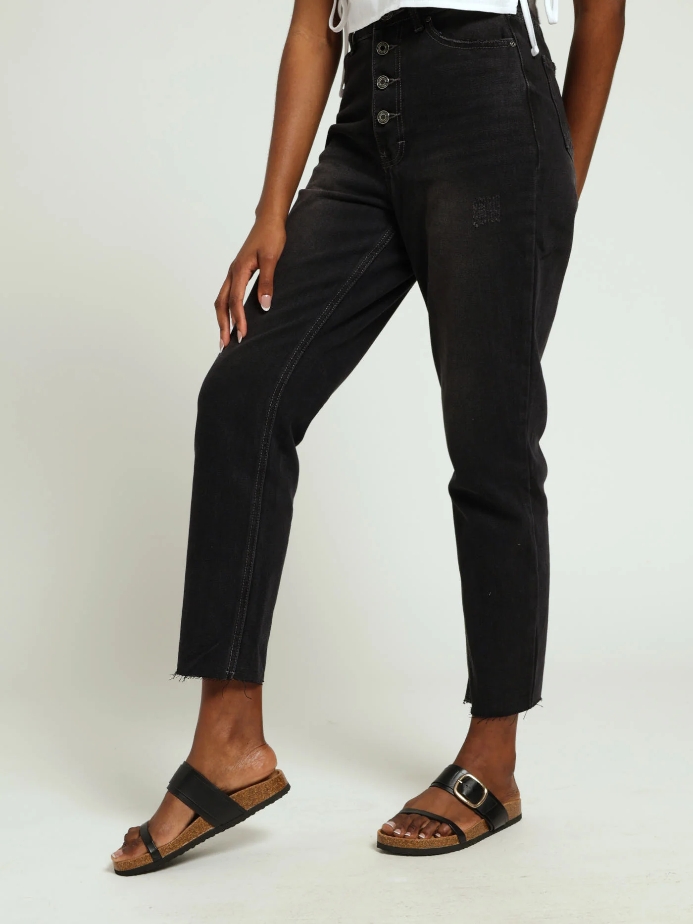 Button Mom Jean - Black - Image 3