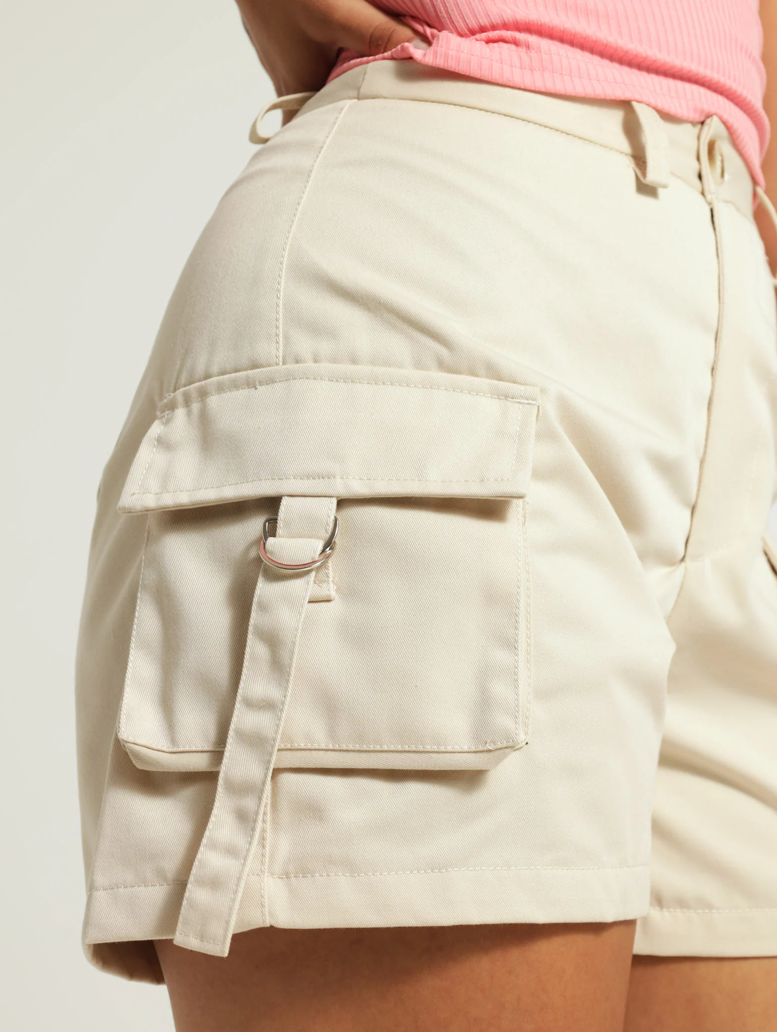 Cargo Pocket Detail Shorts - Image 4