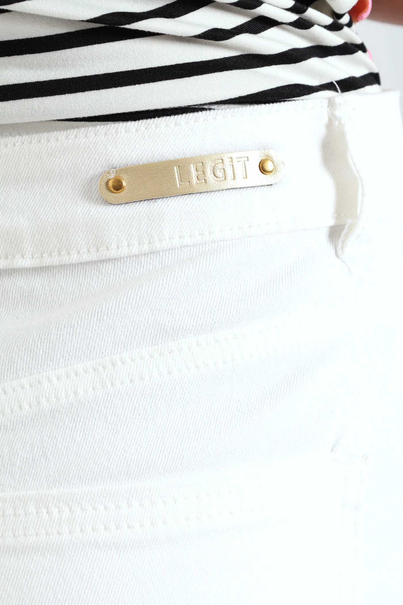Cargo Shiny Trim Tapered Jean - White - Image 5