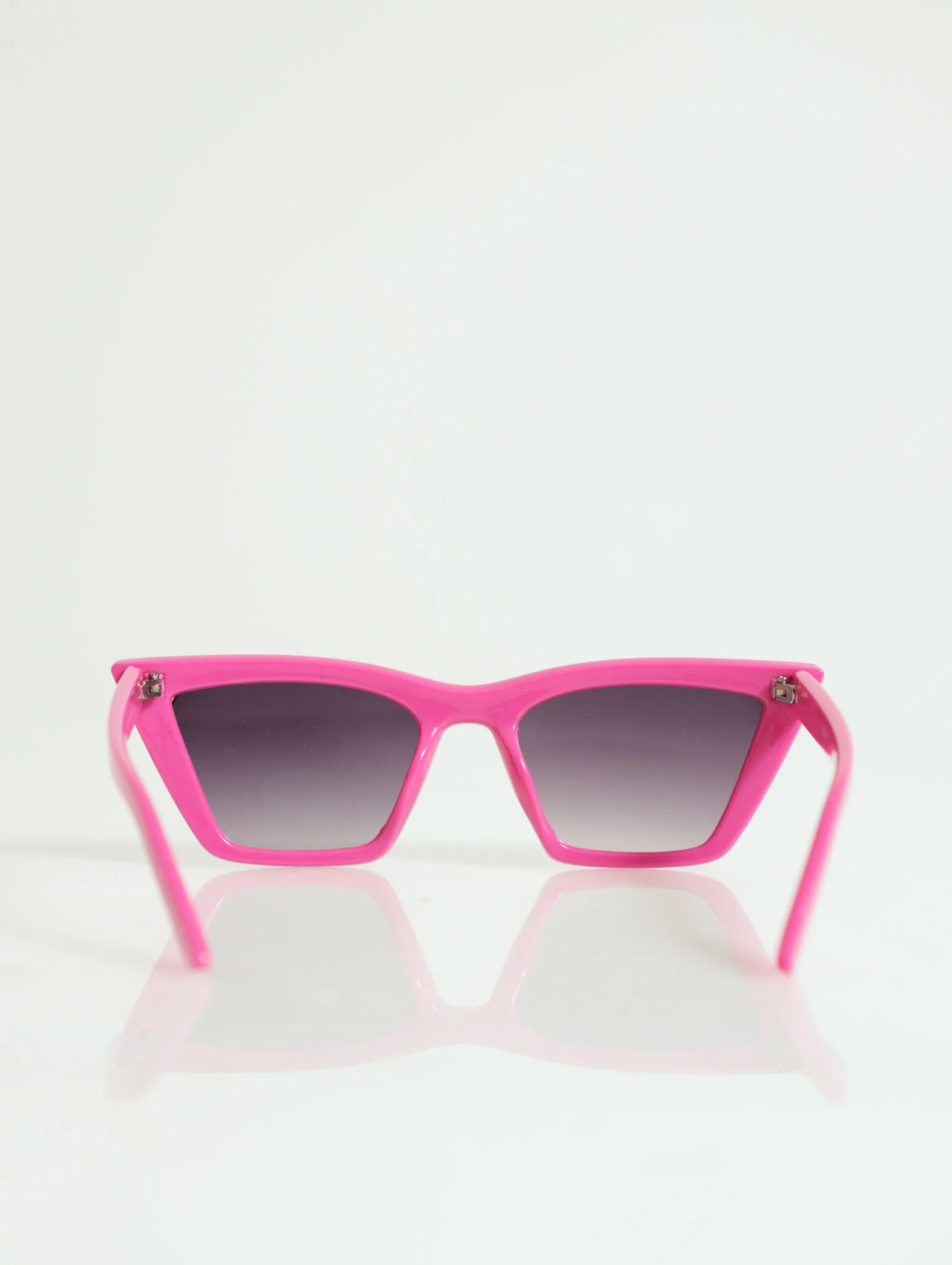Cat Eye Two Tone Sunglasses - Image 3