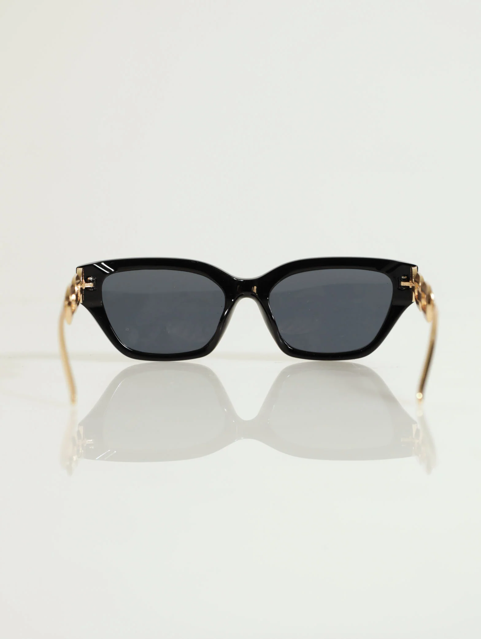 Chain Detail Temple Sunglasses - Image 3