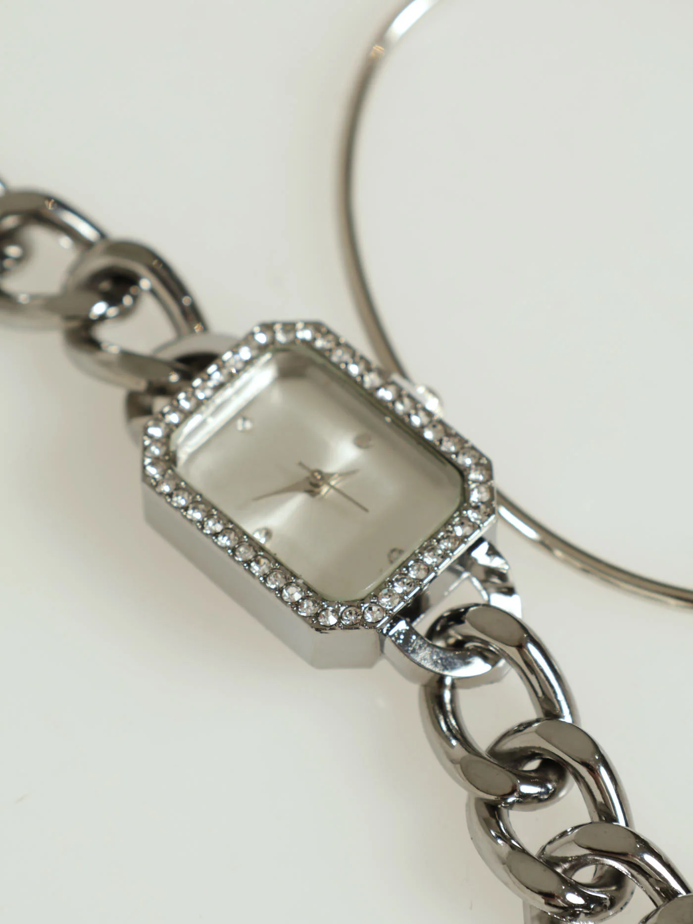 Chunky Chain Strap Watch With Bracelet - Silver - Image 3