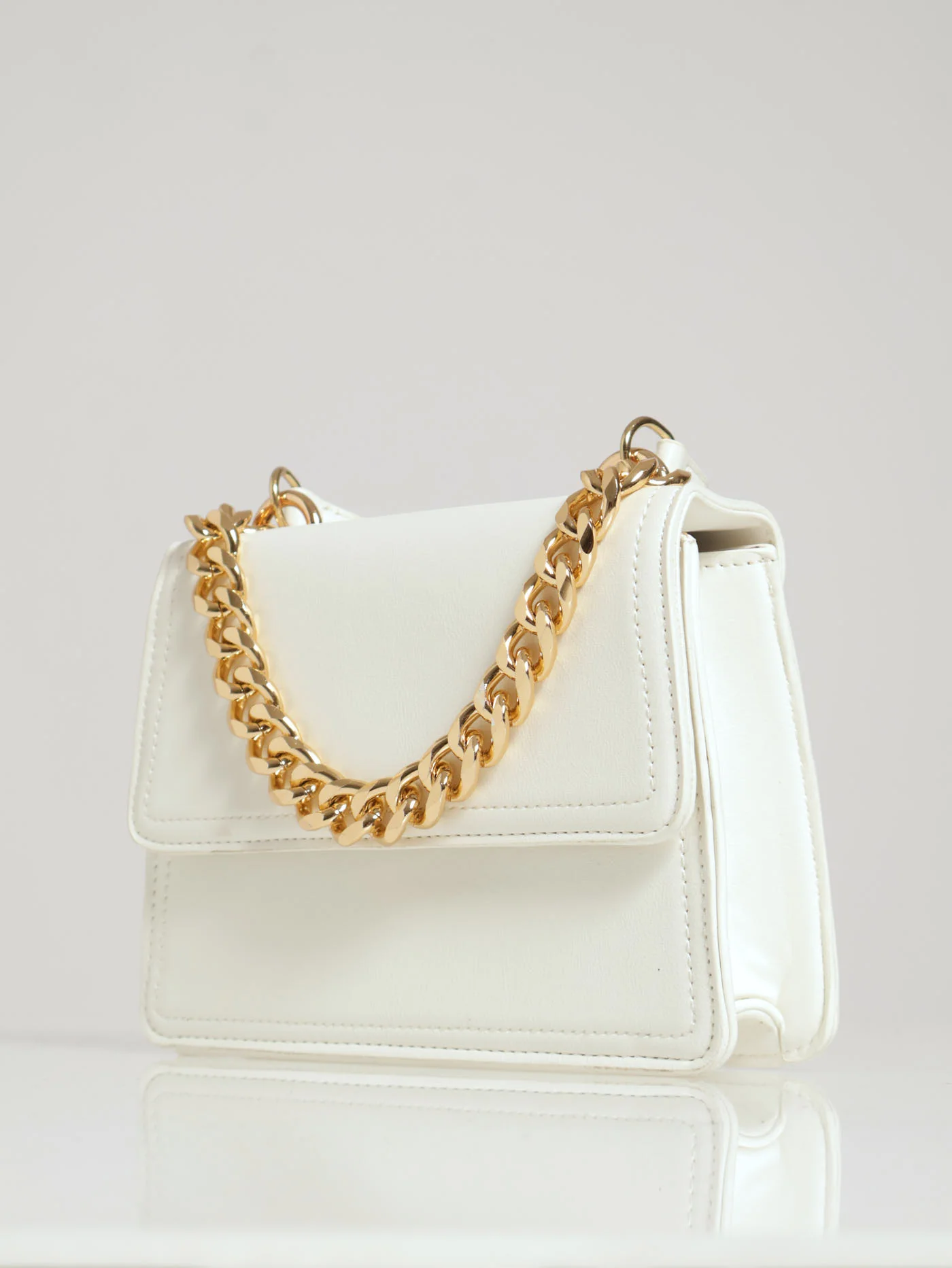 Chunky Chain Top Handle Satchel - White - Image 3