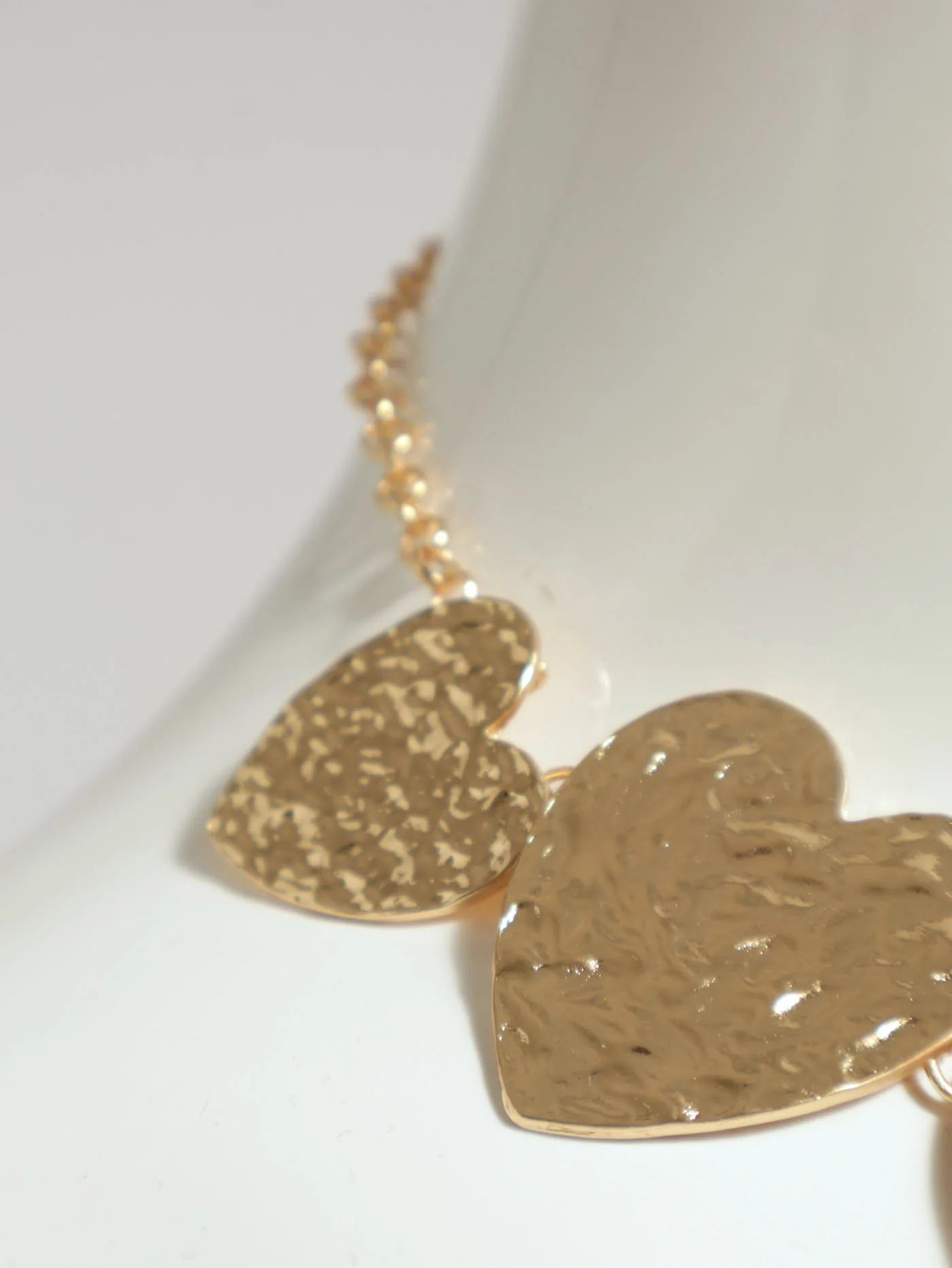 Chunky Heart Single Necklace Gold - Image 2