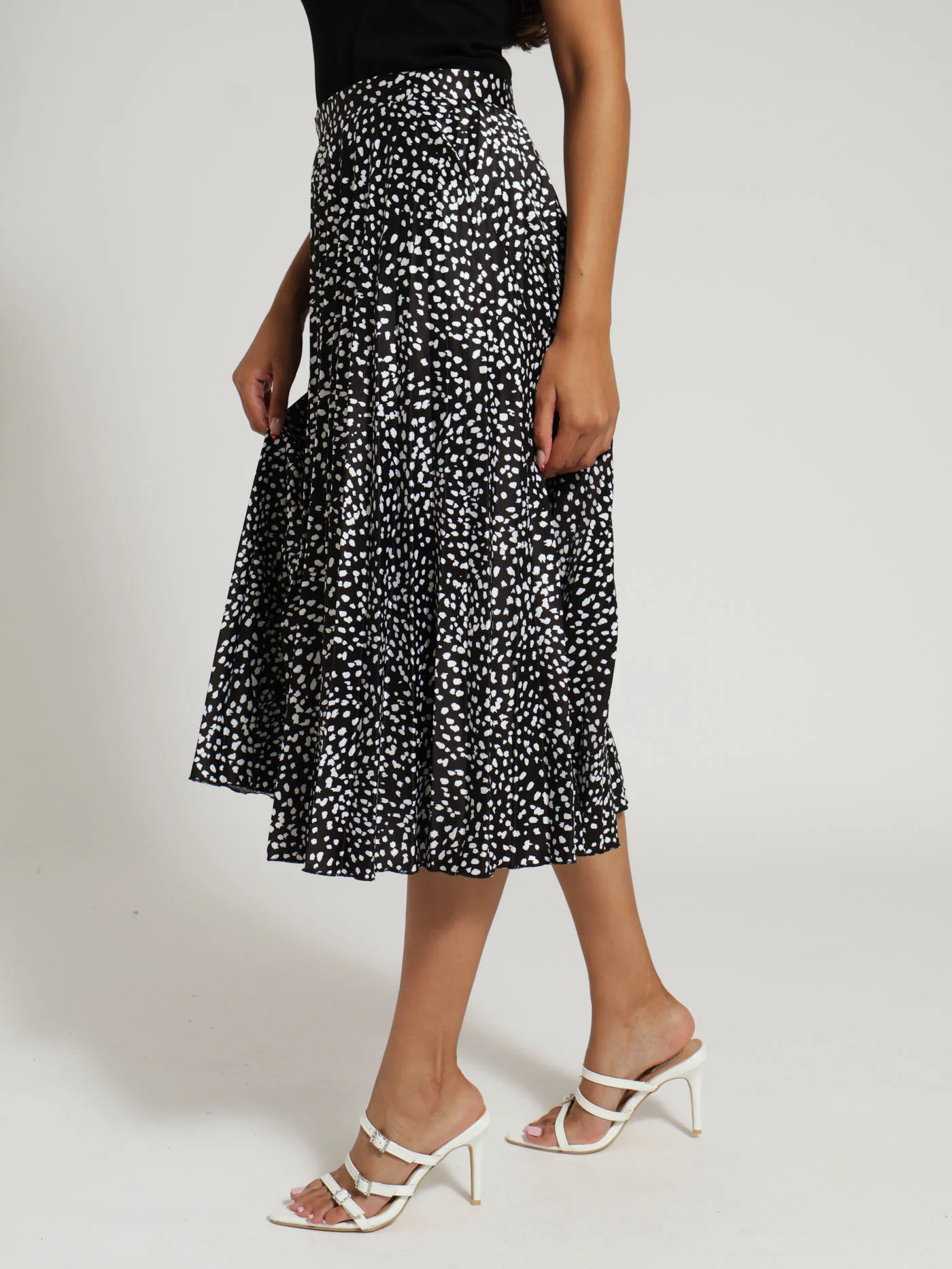 Spot Pleated Skirt - Black & White - Image 3